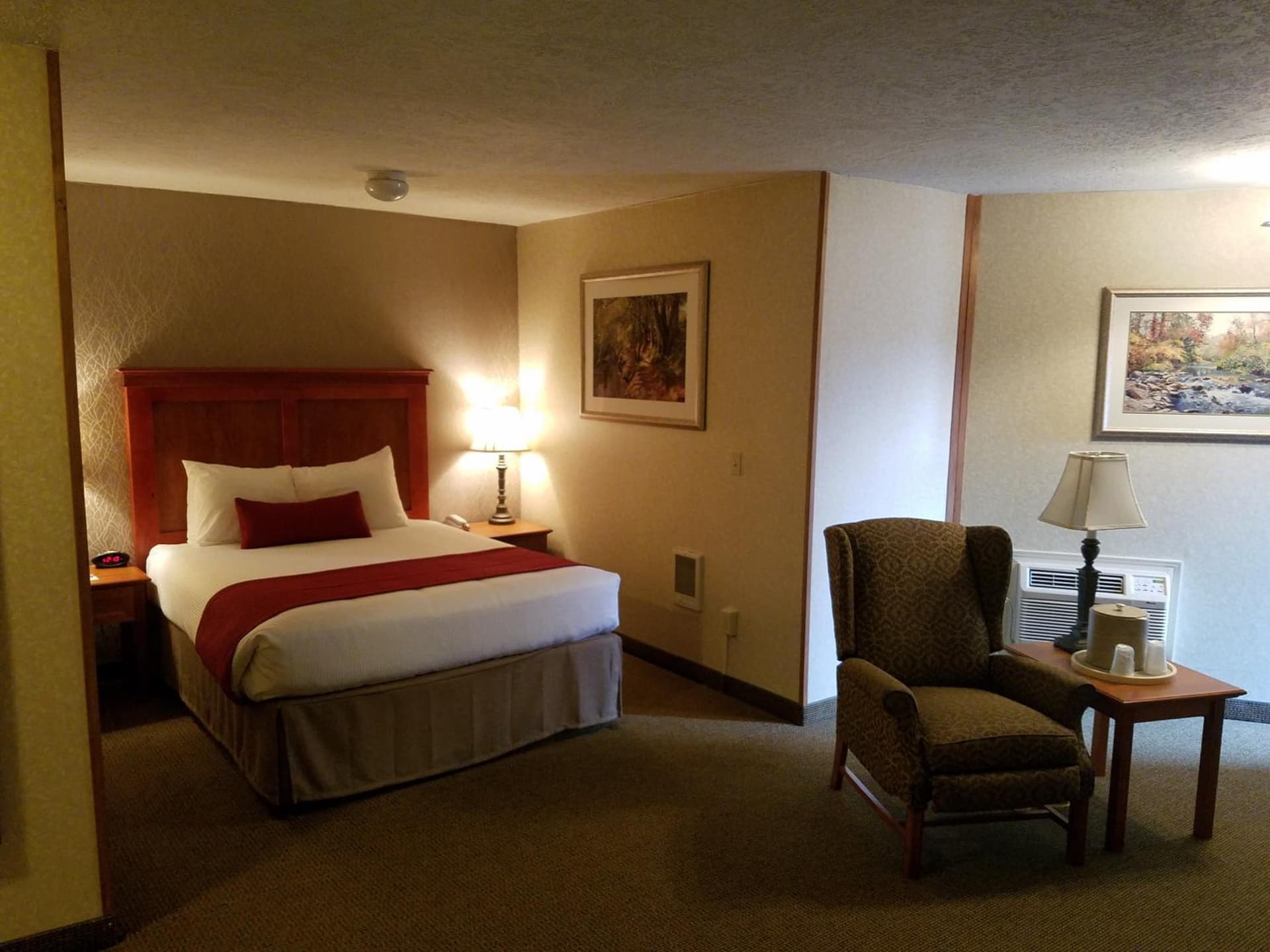 Best Western Plus Rivershore Hotel gallery photo in Oregon City, OR — image 81