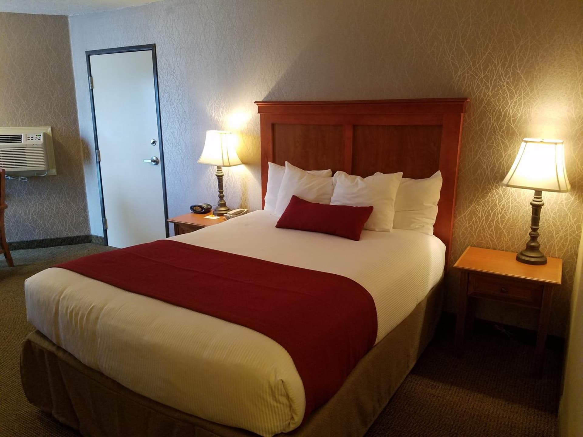 Best Western Plus Rivershore Hotel gallery photo in Oregon City, OR — image 4