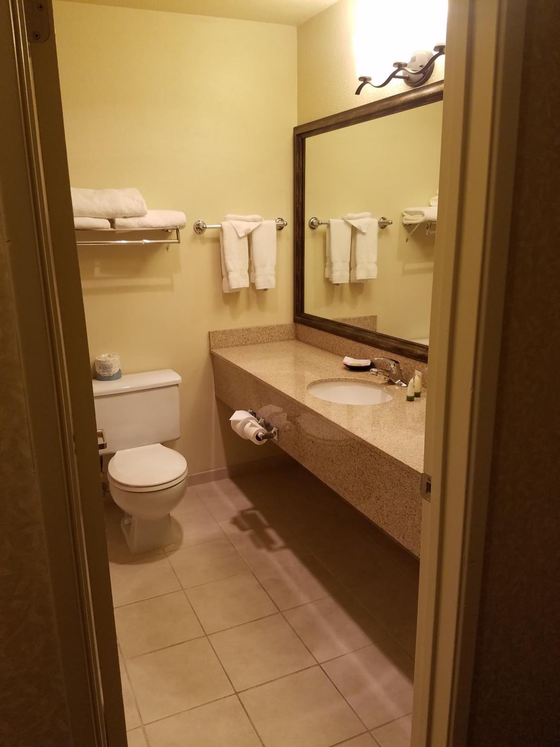 Best Western Plus Rivershore Hotel gallery photo in Oregon City, OR — image 83