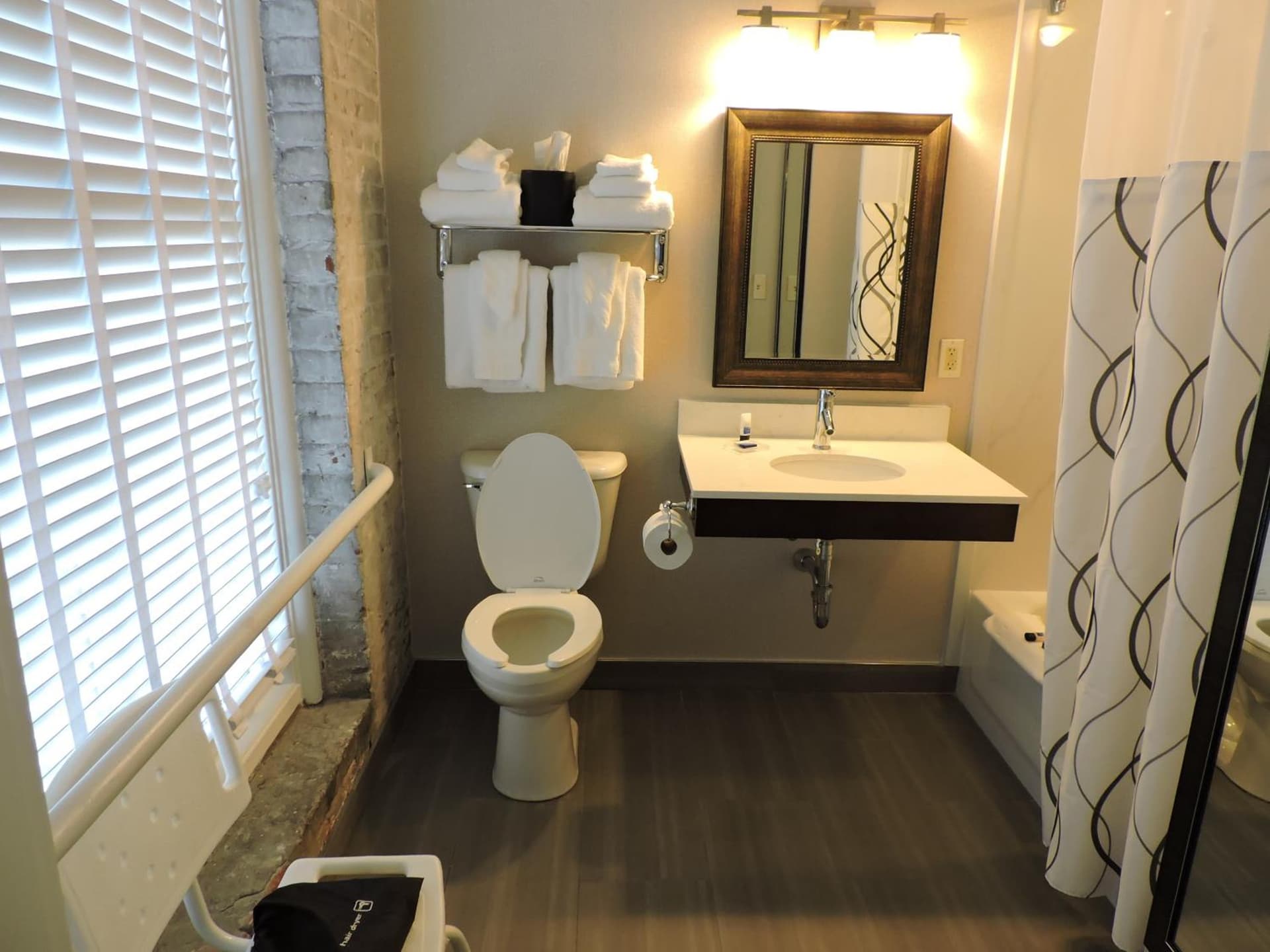 Best Western Plus St. Christopher Hotel gallery photo in New Orleans, LA — image 26