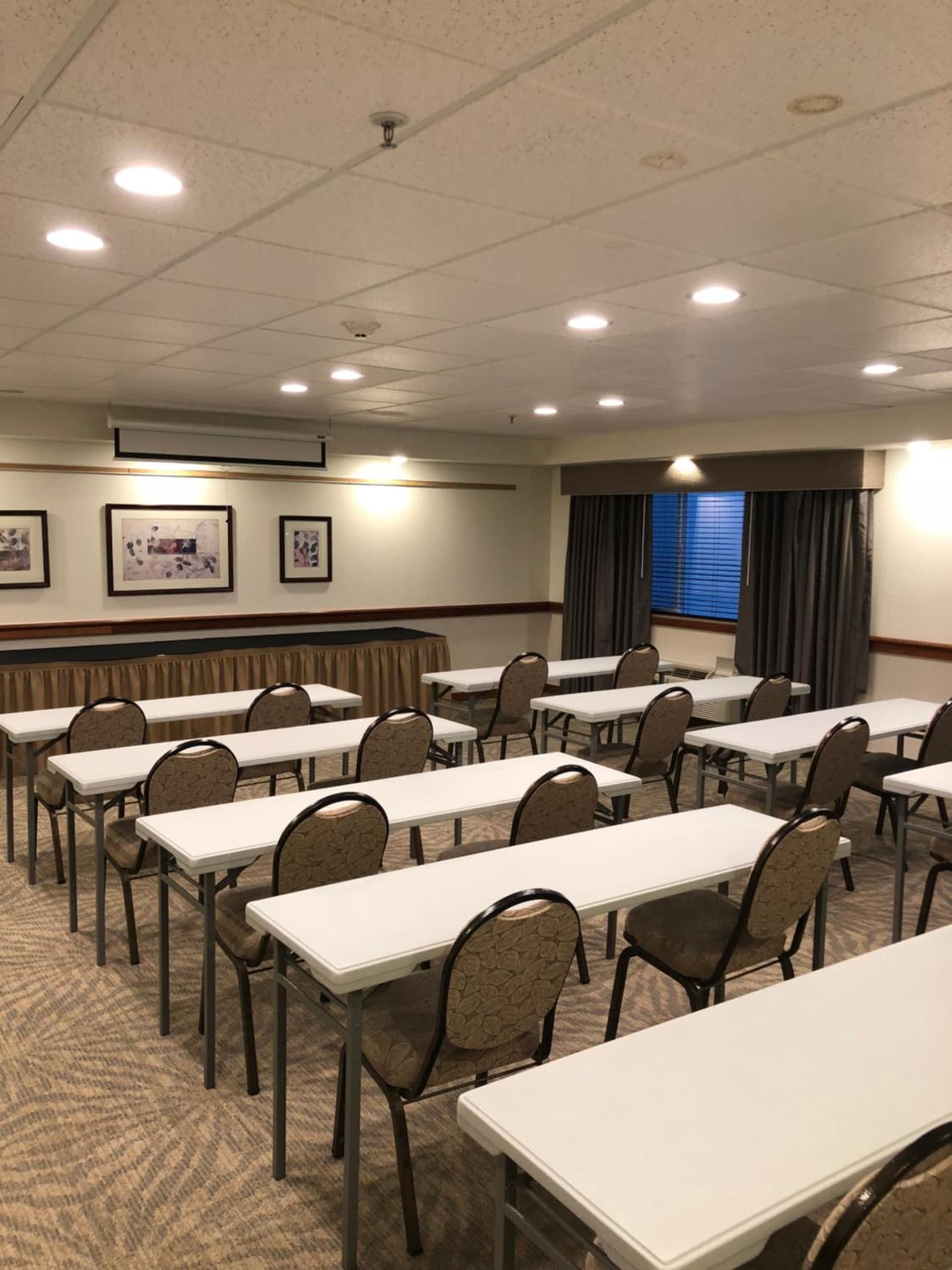 Best Western Plus Edmonds Harbor Inn gallery photo in Edmonds, WA — image 20