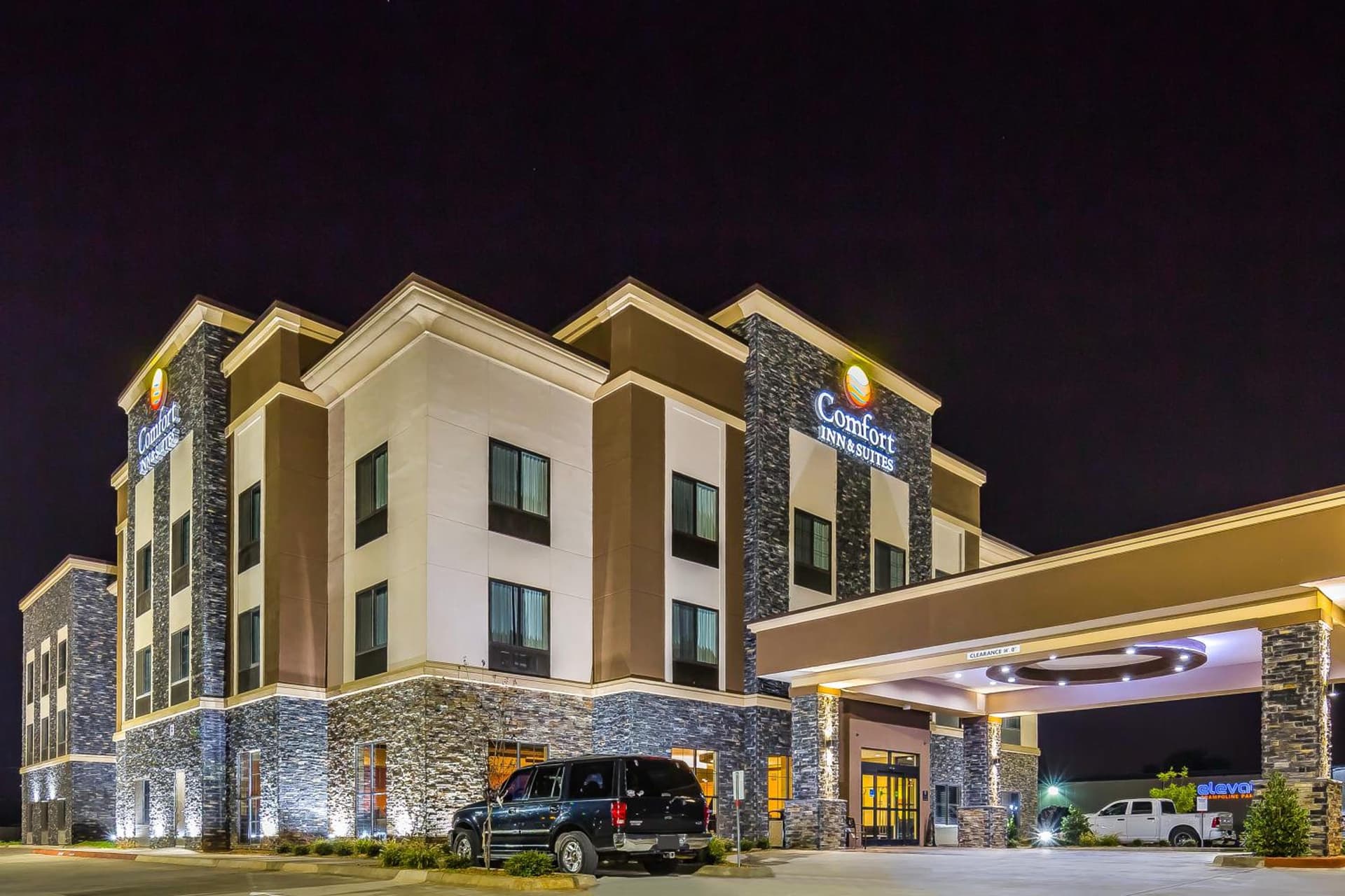 Comfort Inn & Suites Moore - Oklahoma City property views in Moore, OK — gallery photo 3