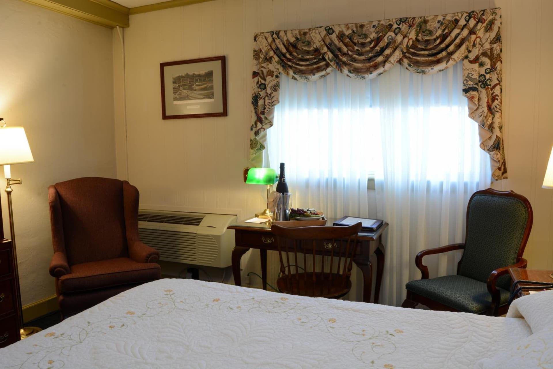 Lamies Inn & The Old Salt Tavern gallery photo in Hampton — image 38