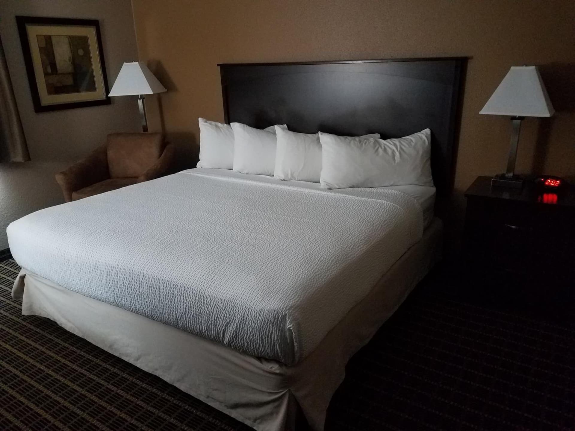 Americas Best Value Inn and Suites Bismarck gallery photo in Bismarck, ND — image 29