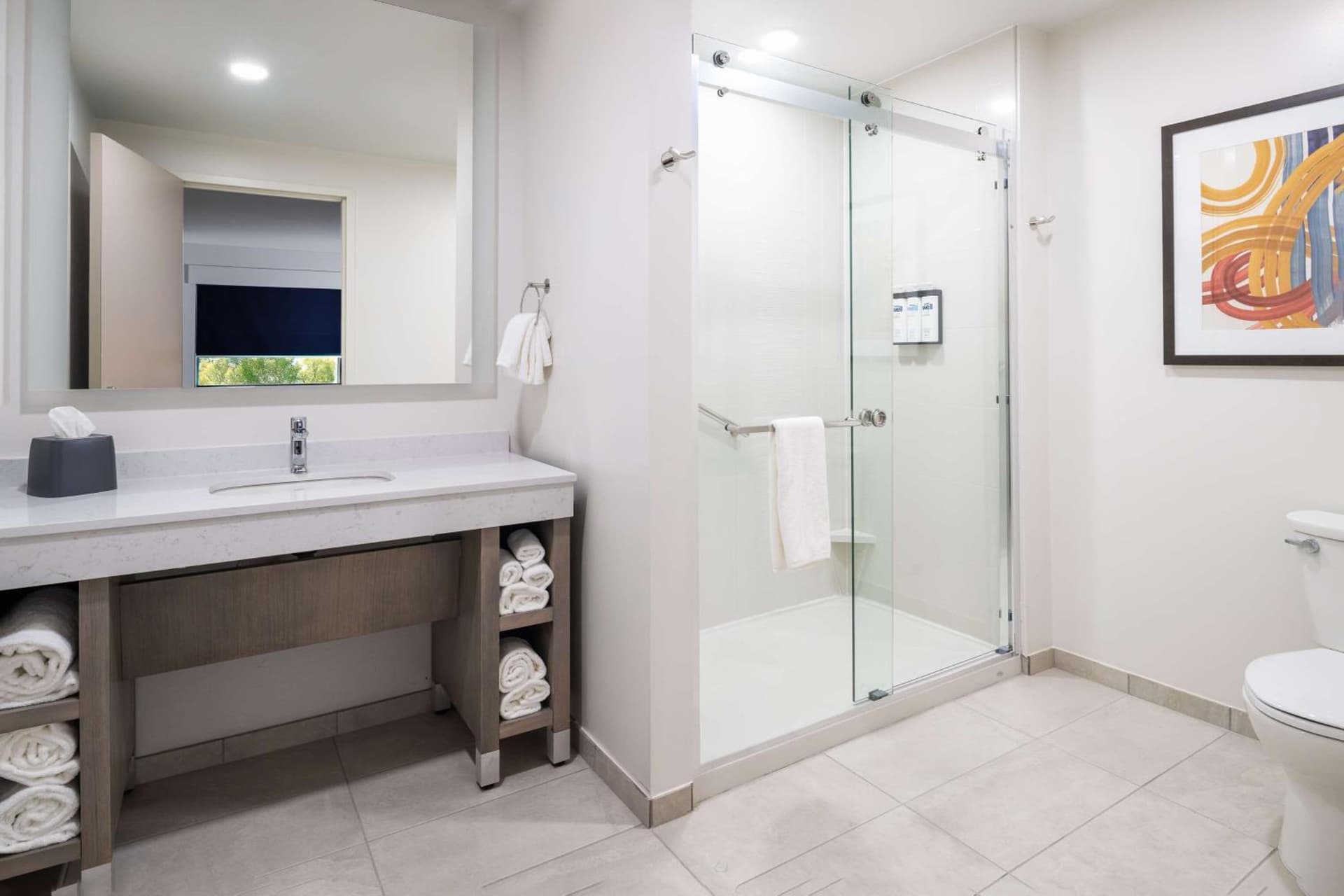 Hyatt House Auburn Hills/Detroit gallery photo in Lake Angelus, MI — image 12