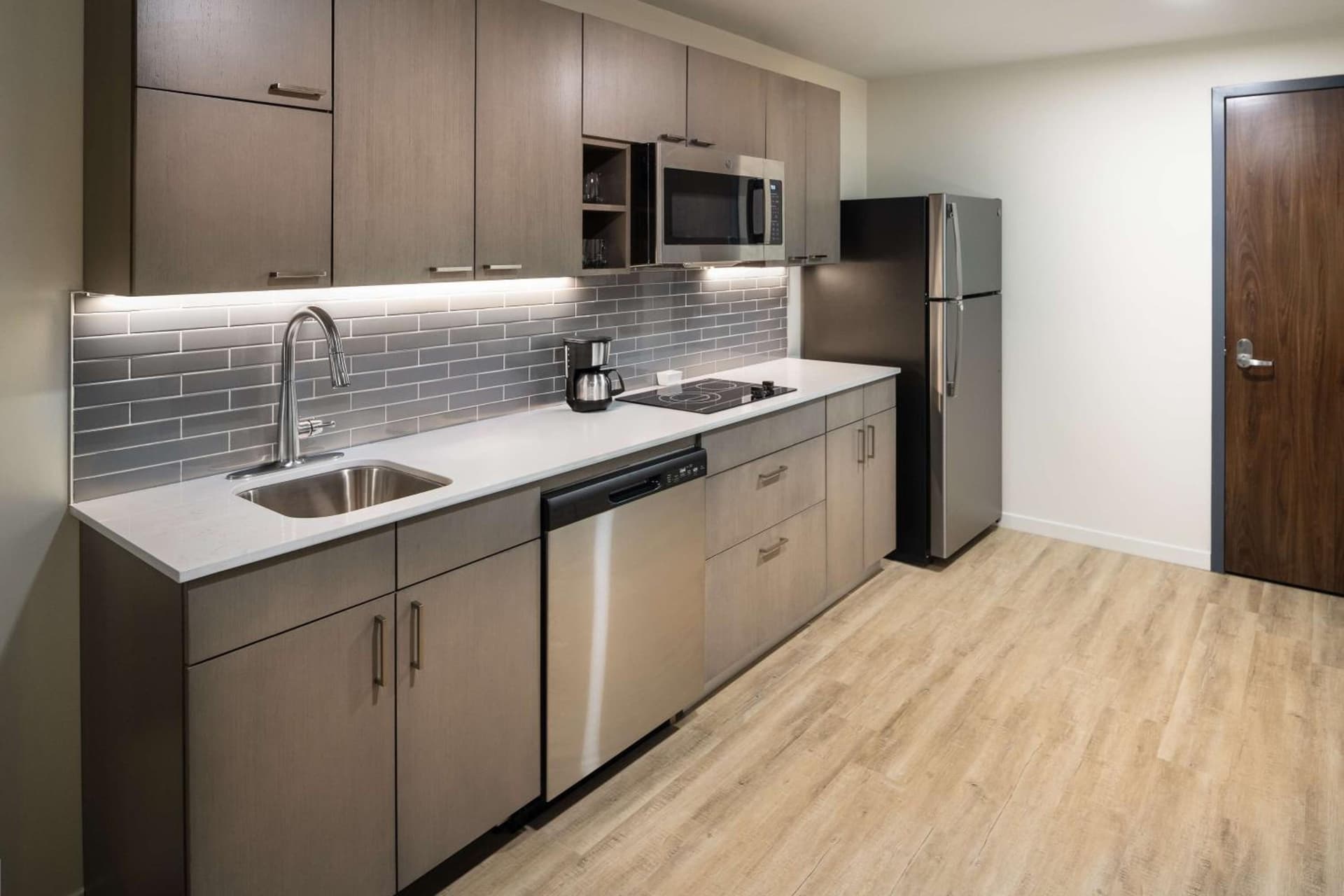 Hyatt House Auburn Hills/Detroit gallery photo in Lake Angelus, MI — image 31