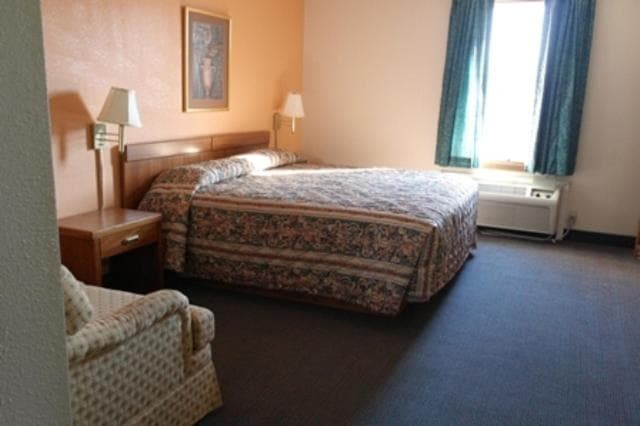 State Line Inn gallery photo in Hagerstown, MD — image 8