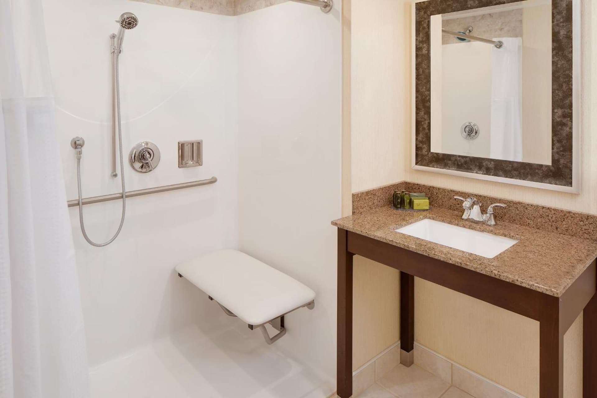 Westford Regency Inn & Conference Center gallery photo in Westford — image 8