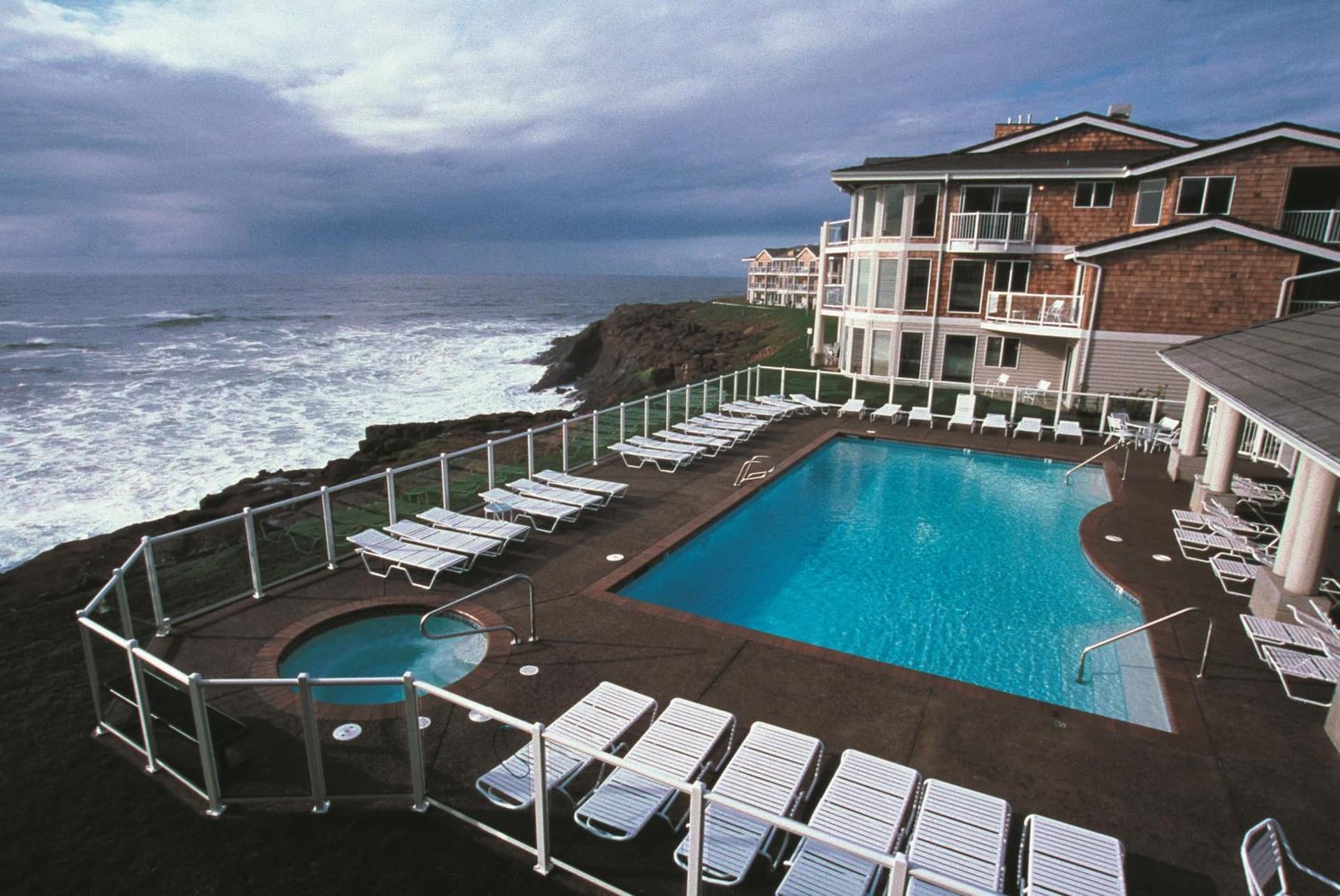 WorldMark Depoe Bay interior in Depoe Bay, OR — gallery photo 2