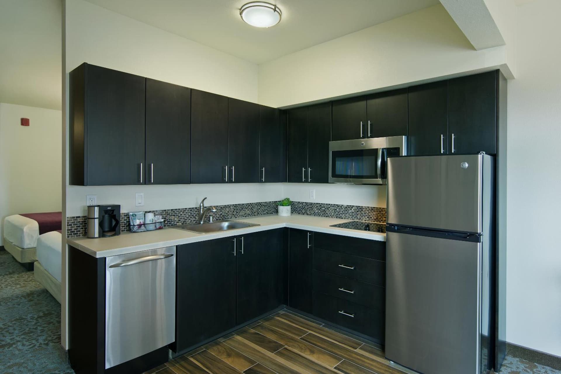 Oxford Suites Sonoma - Rohnert Park gallery photo in Rohnert Park, CA — image 9