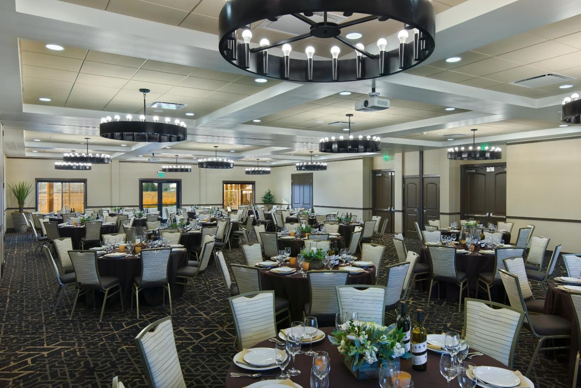 Oxford Suites Sonoma - Rohnert Park gallery photo in Rohnert Park, CA — image 26