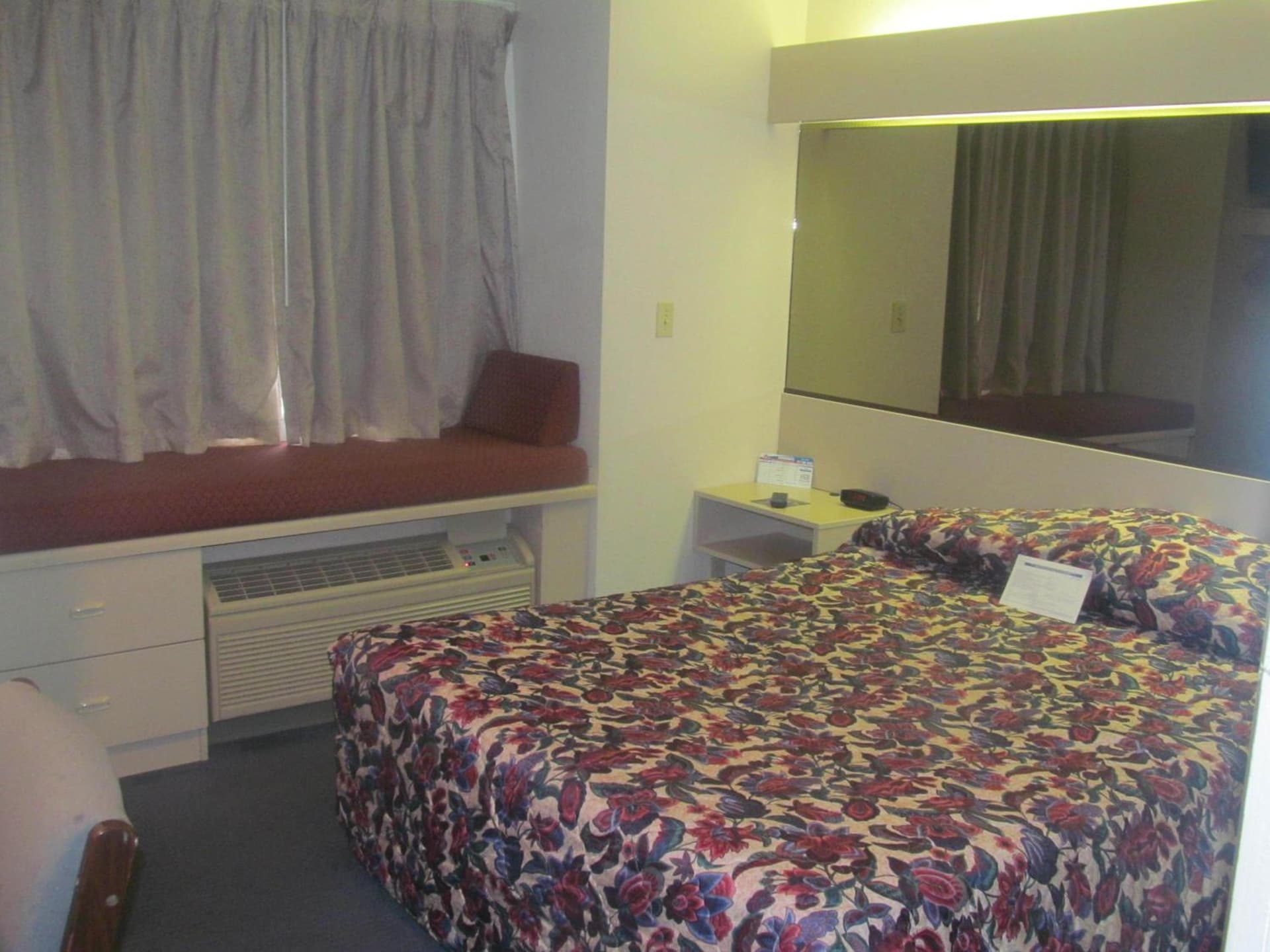 Microtel Inn by Wyndham Champaign property views in Champaign, IL — gallery photo 3