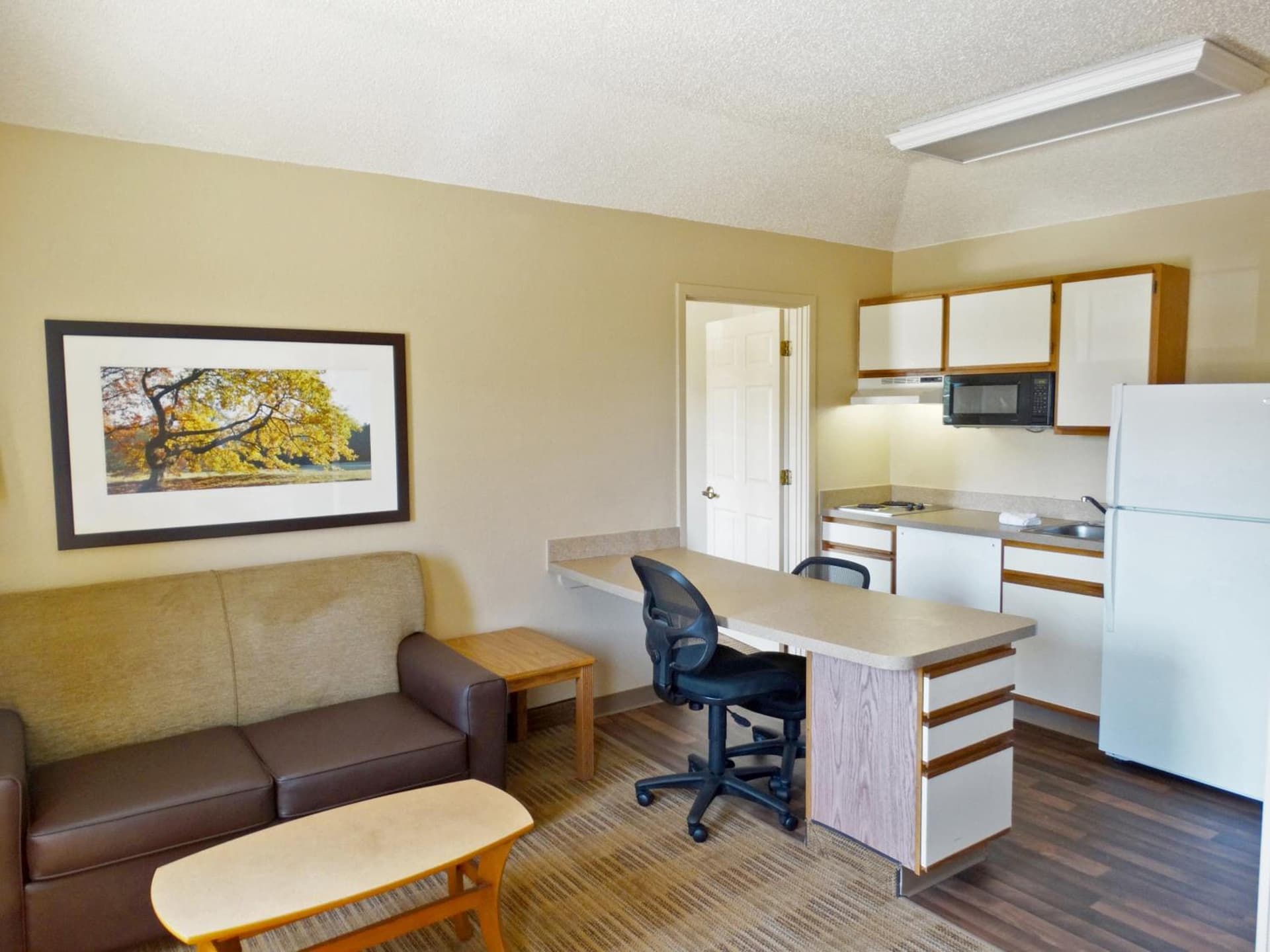 Extended Stay America Suites - Kansas City - Airport - Tiffany Springs gallery photo in Kansas City, KS — image 39