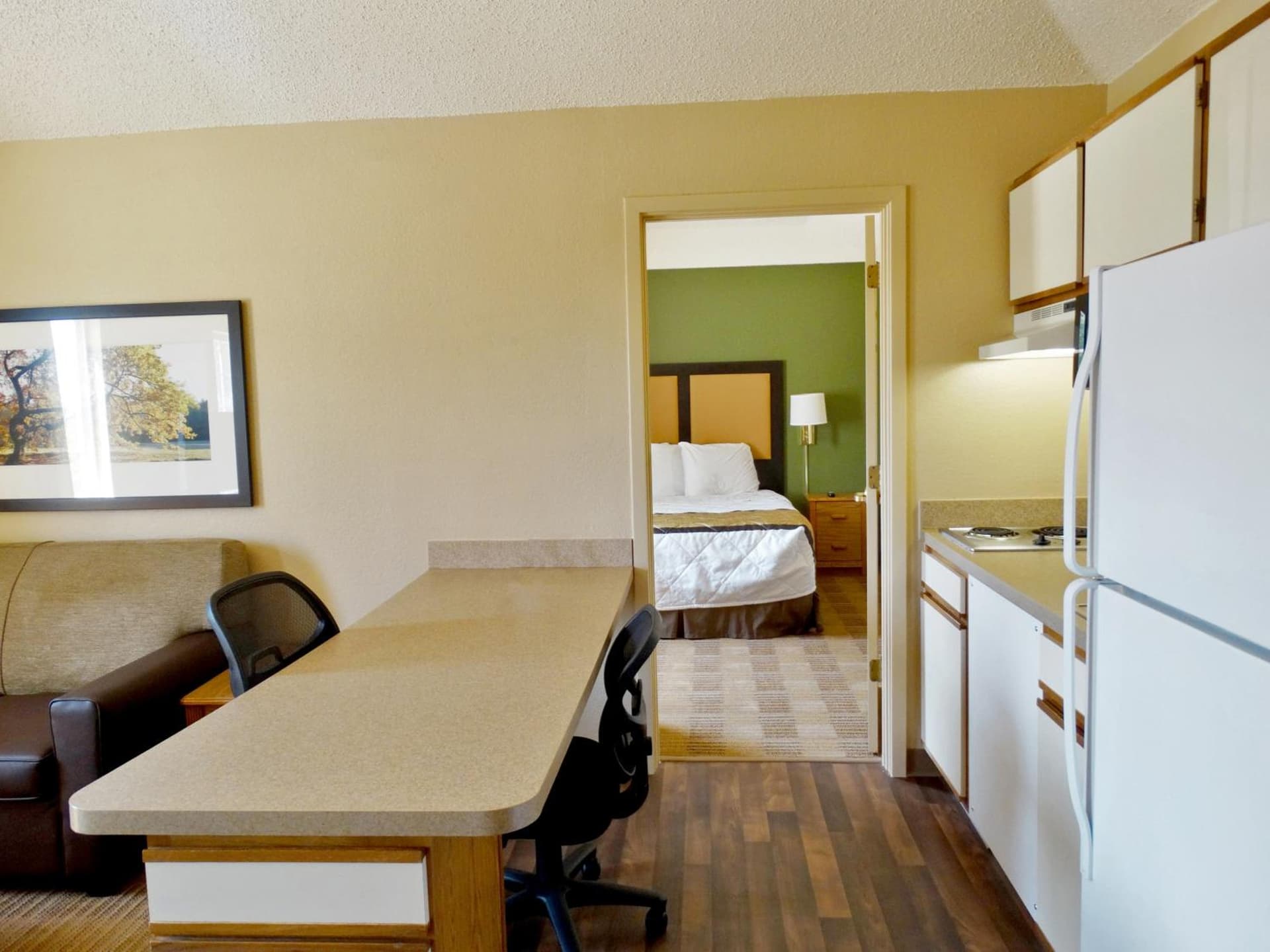 Extended Stay America Suites - Kansas City - Airport - Tiffany Springs gallery photo in Kansas City, KS — image 56