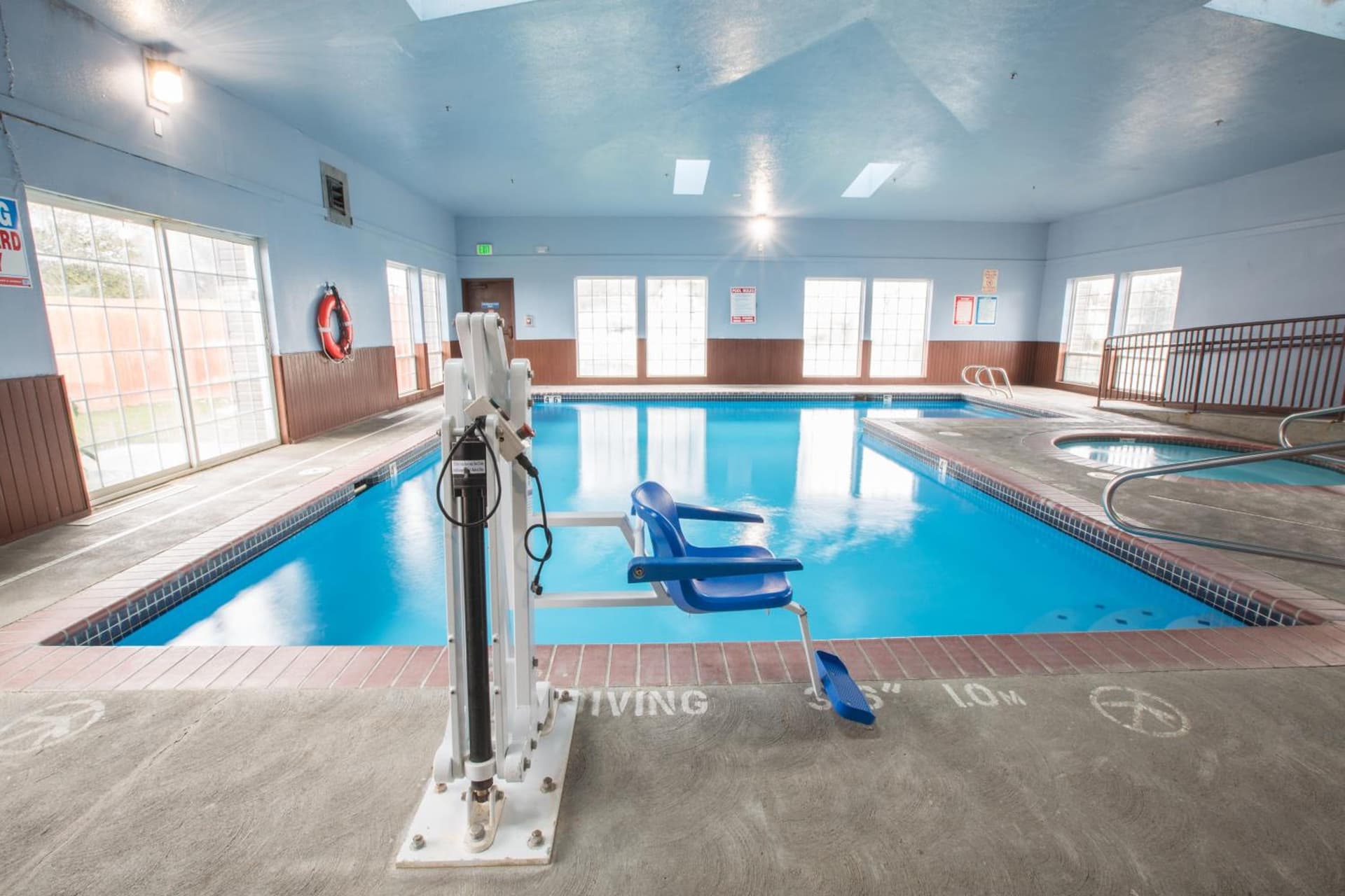 Bridgeway Inn & Suites - Portland Airport gallery photo in Gresham, OR — image 4