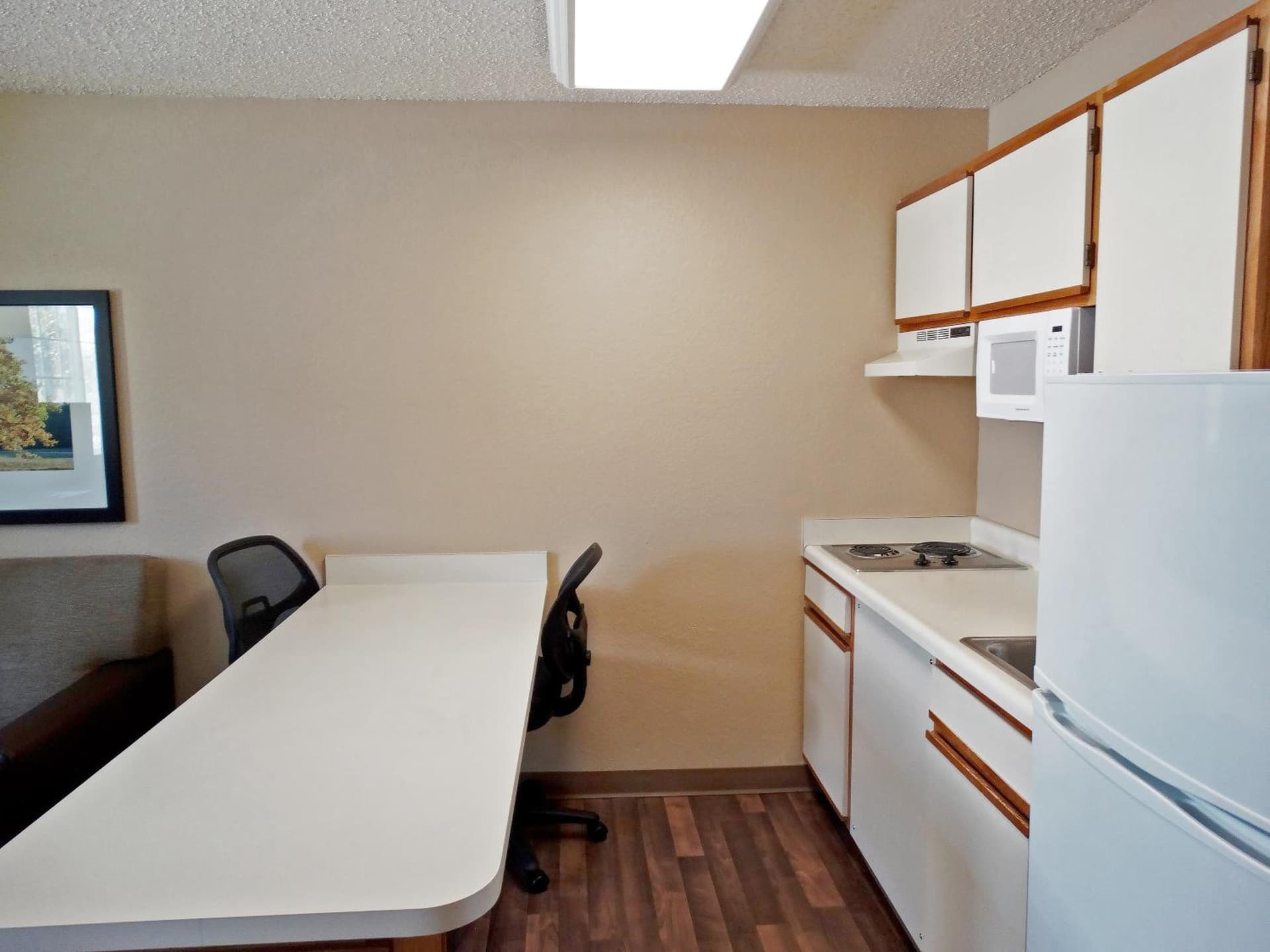 Extended Stay America Select Suites - Denver - Tech Center South - Greenwood Village gallery photo in Centennial, CO — image 31