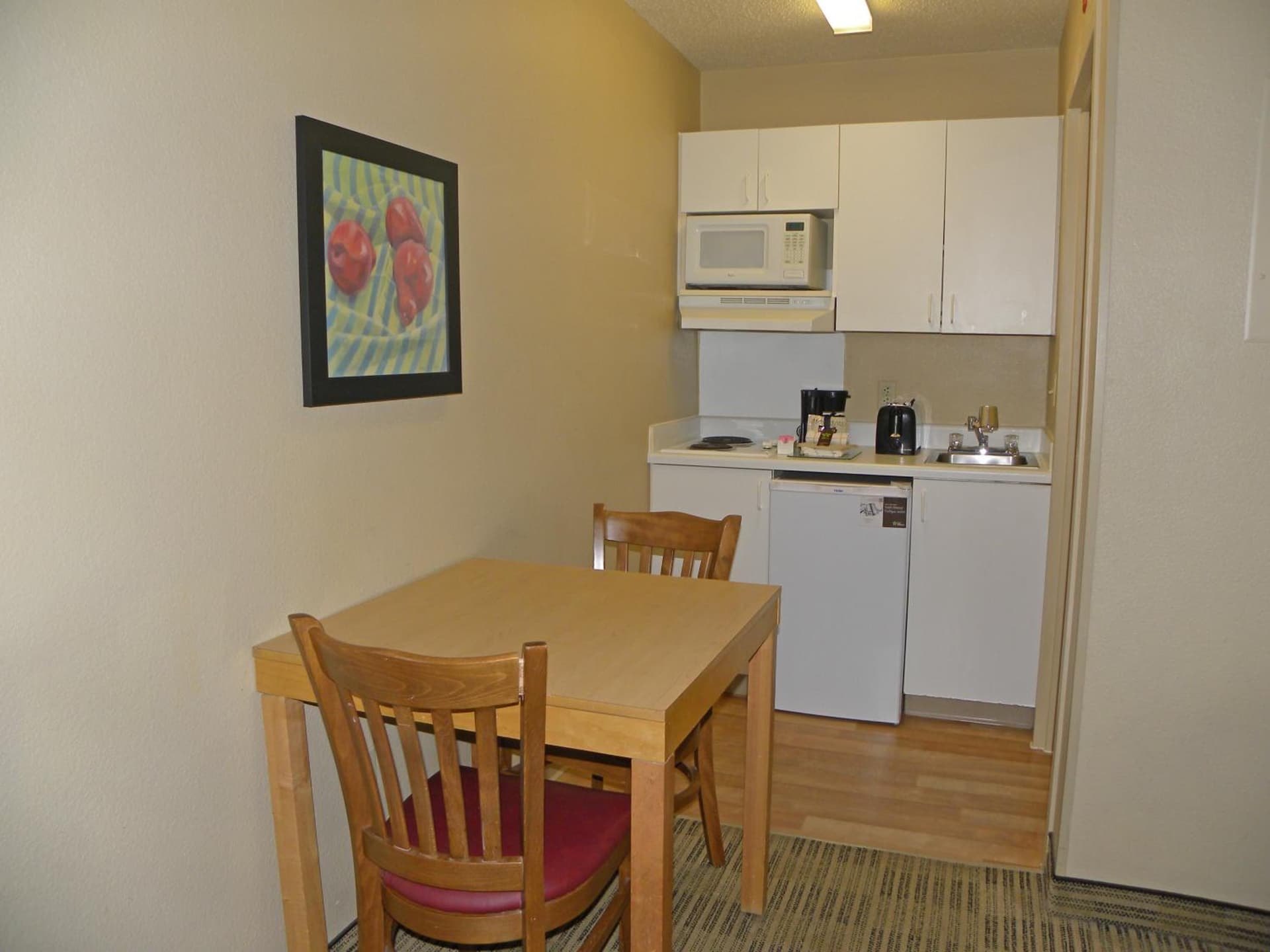 Extended Stay America Suites - Houston - The Woodlands gallery photo in The Woodlands, TX — image 8