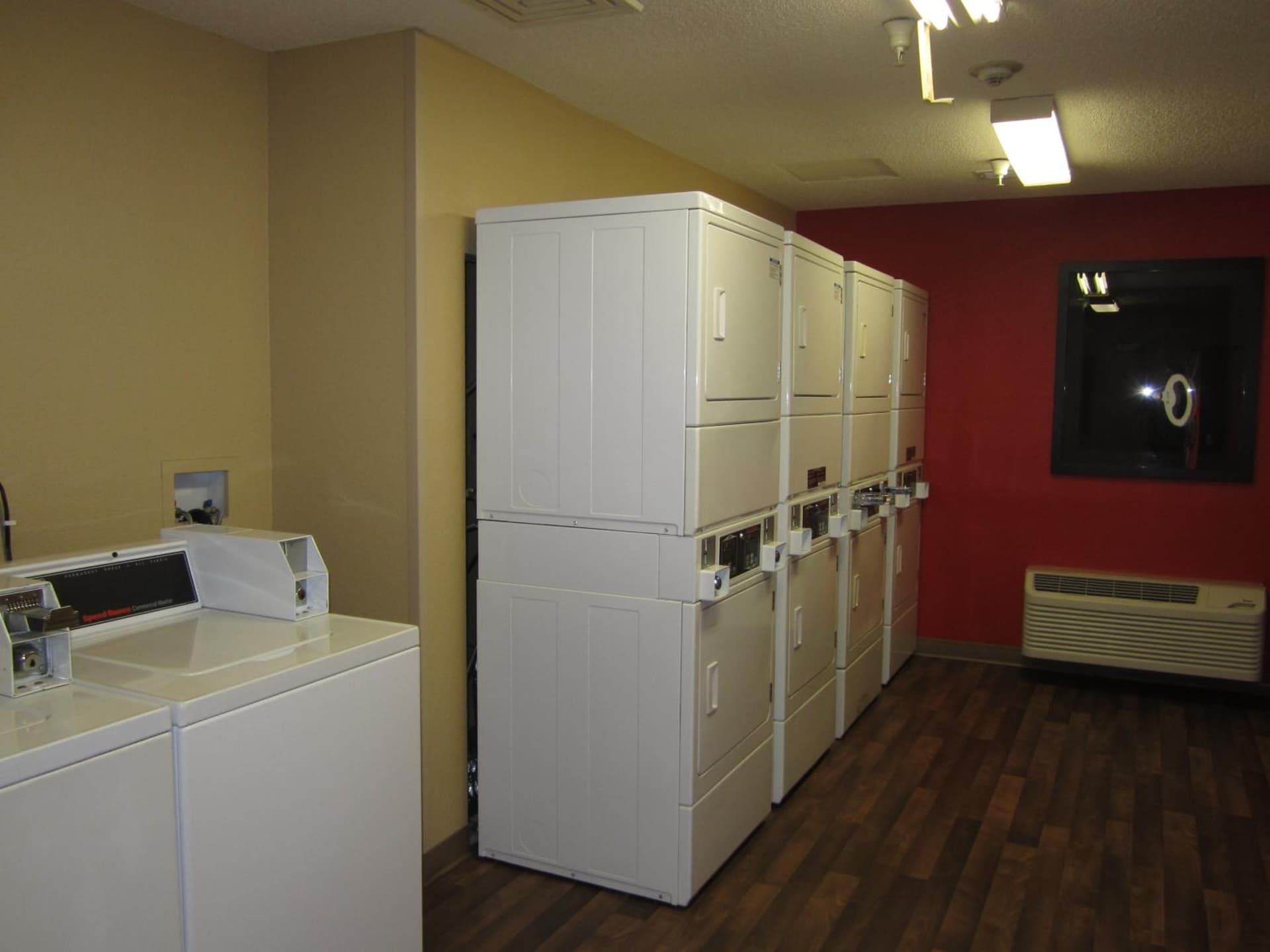 Extended Stay America Select Suites - Austin - Round Rock - North gallery photo in Round Rock, TX — image 27