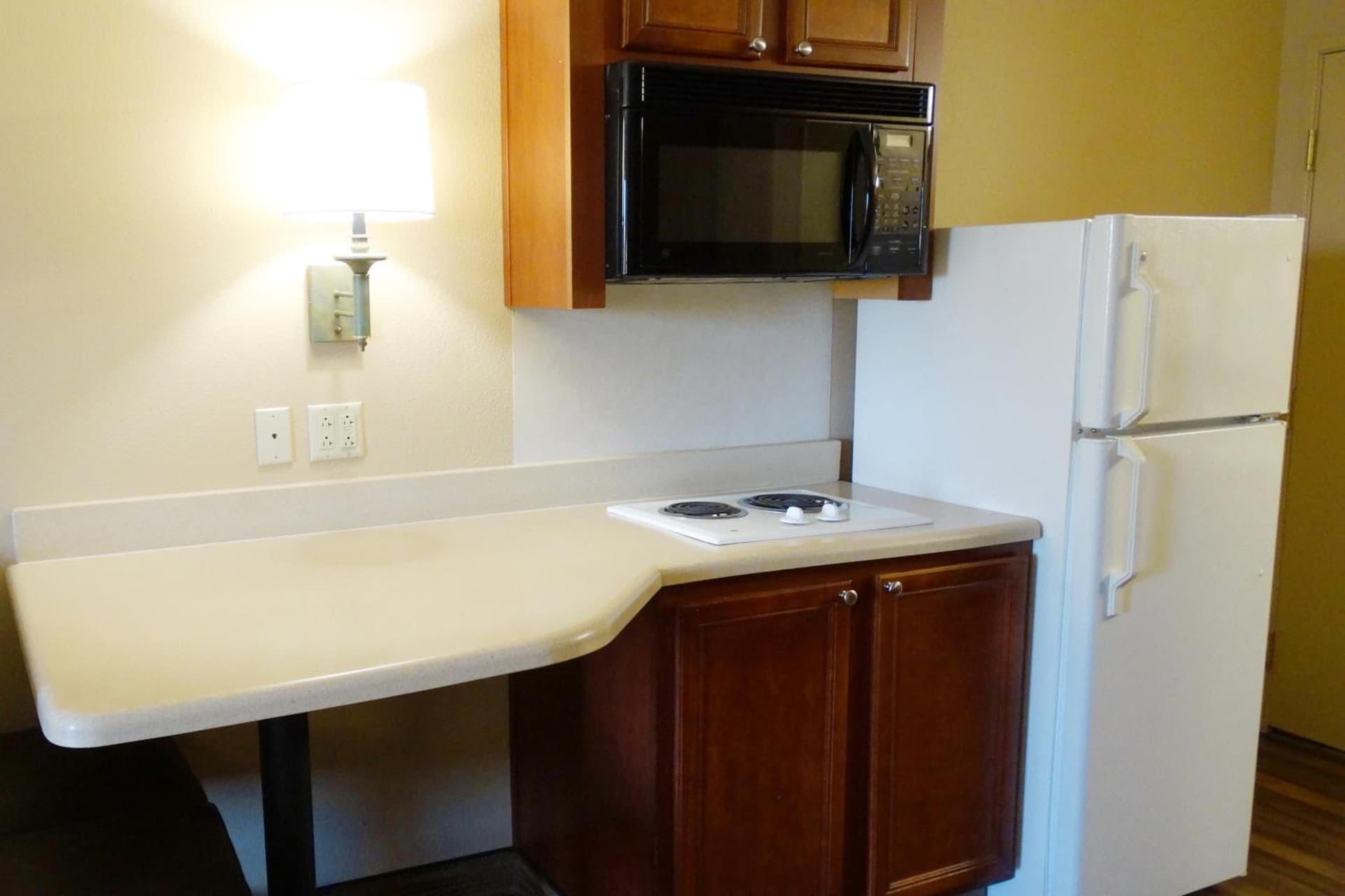 Extended Stay America Select Suites - Dallas - Richardson gallery photo in Richardson, TX — image 6