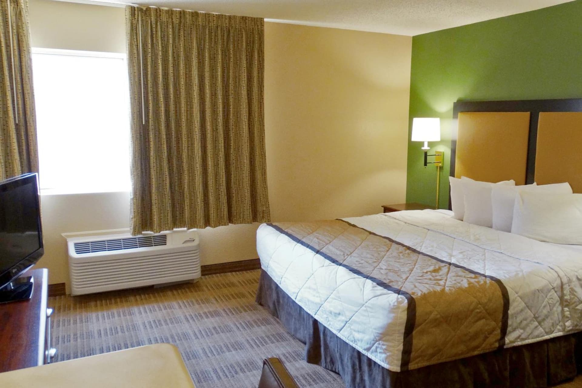 Extended Stay America Select Suites - Dallas - Richardson gallery photo in Richardson, TX — image 16