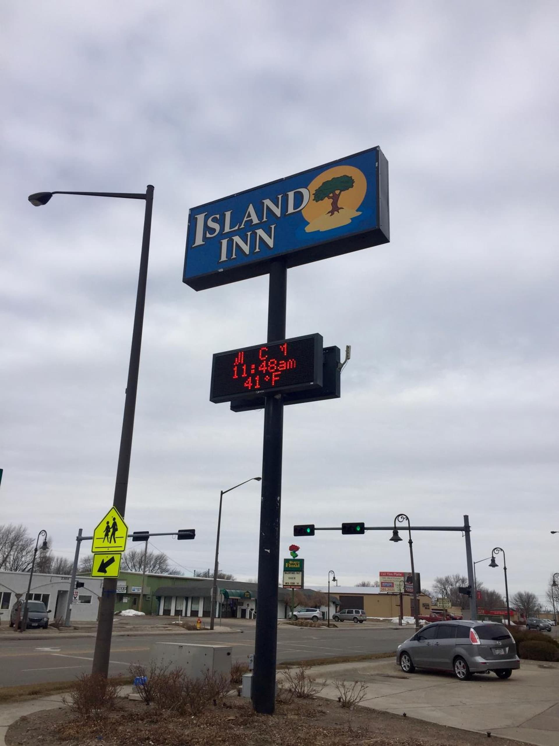 Island Inn interior in Grand Island, NE — gallery photo 2