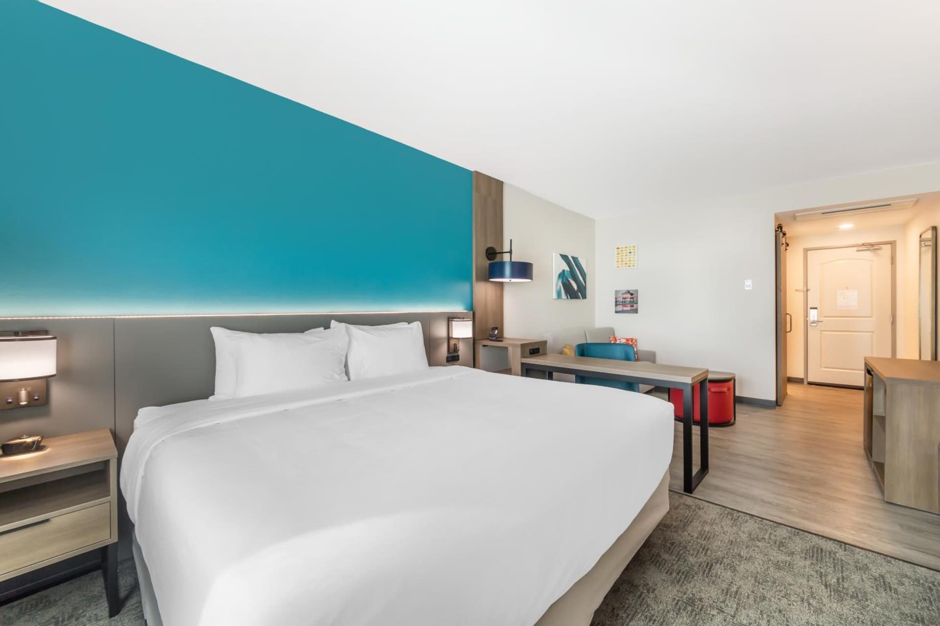 Comfort Suites Fort Myers East I-75 gallery photo in Fort Myers, FL — image 60