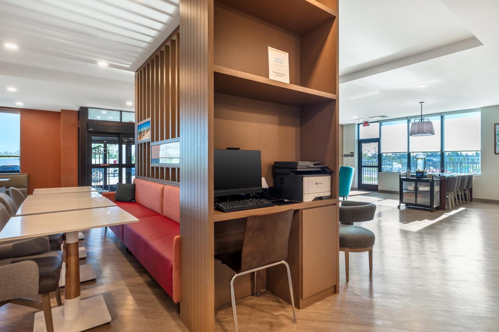 Comfort Suites Fort Myers East I-75 gallery photo in Fort Myers, FL — image 42