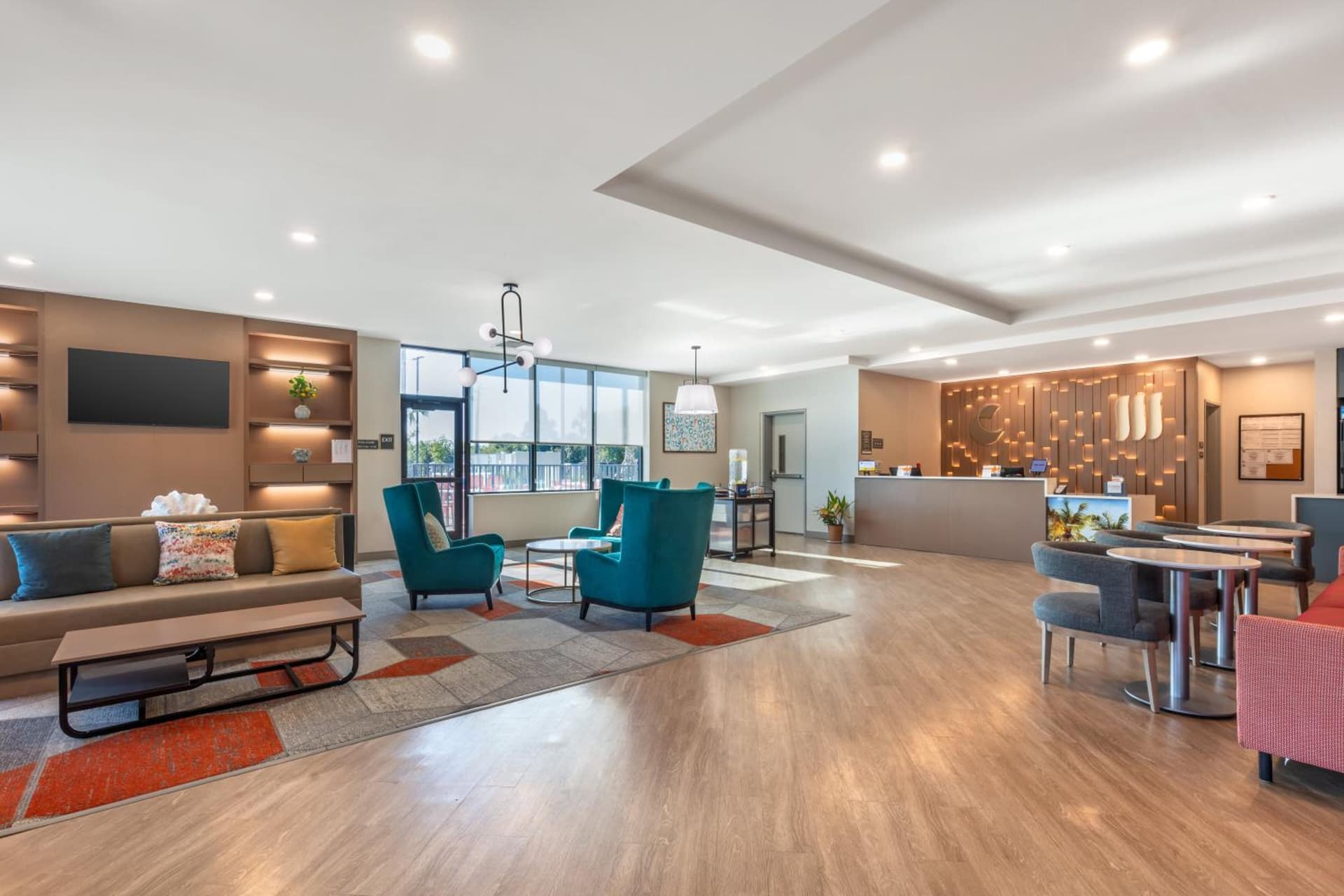 Comfort Suites Fort Myers East I-75 gallery photo in Fort Myers, FL — image 69