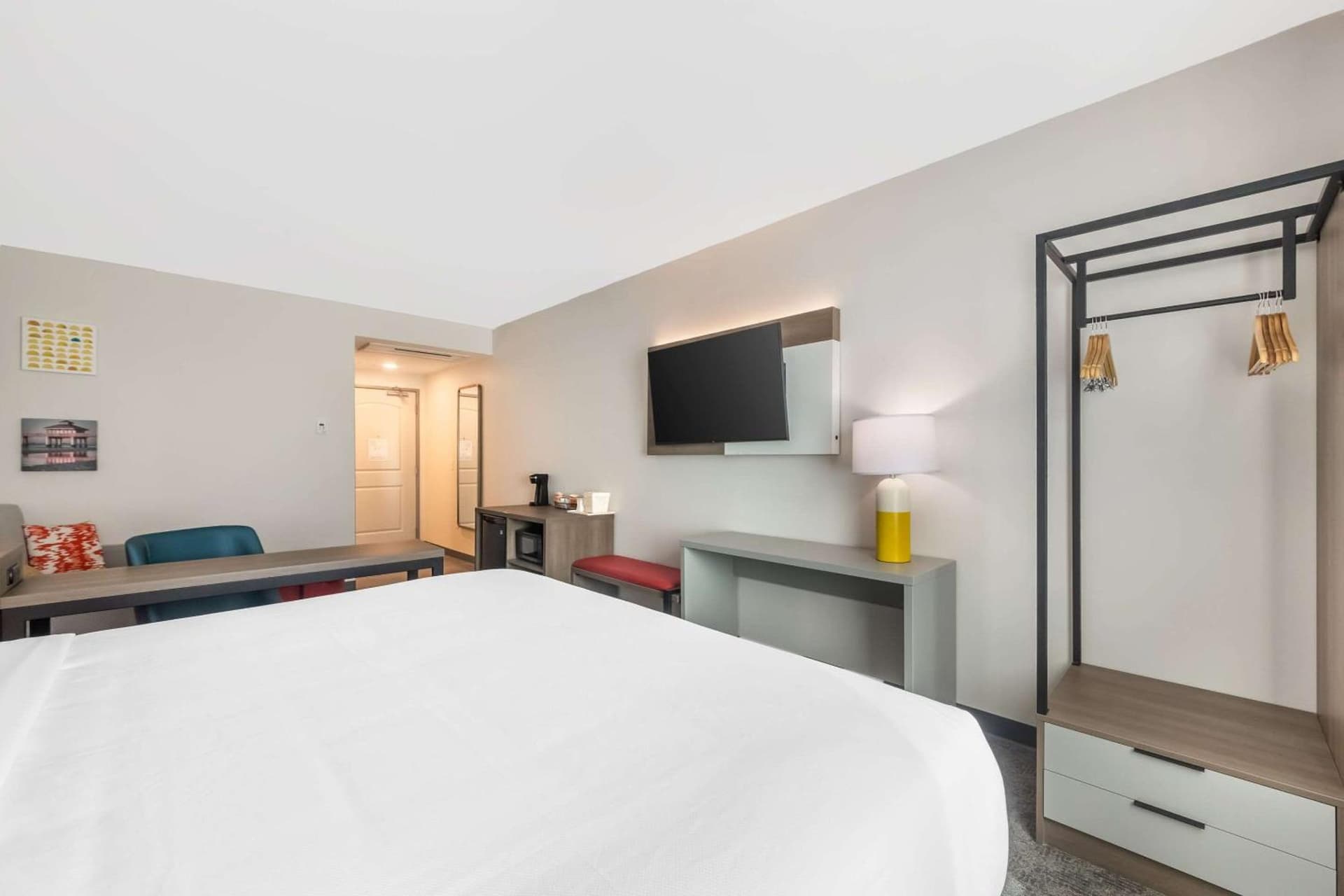 Comfort Suites Fort Myers East I-75 gallery photo in Fort Myers, FL — image 14