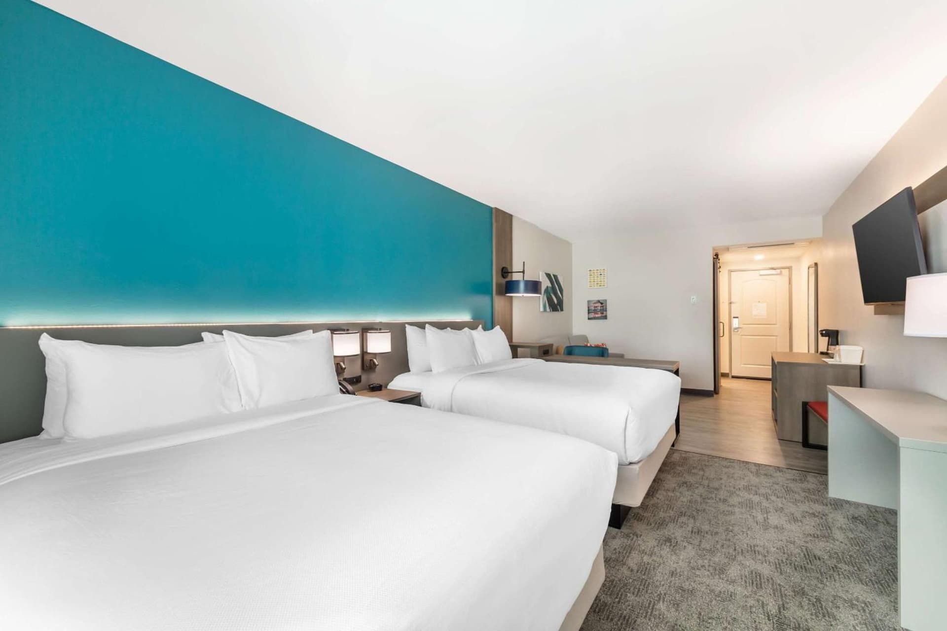Comfort Suites Fort Myers East I-75 gallery photo in Fort Myers, FL — image 28