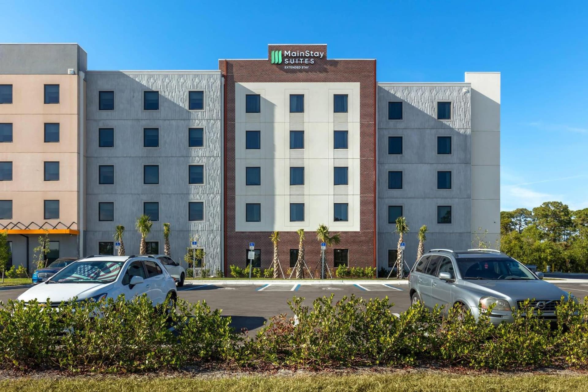 MainStay Suites Fort Myers East I-75 property views in Fort Myers, FL — gallery photo 3