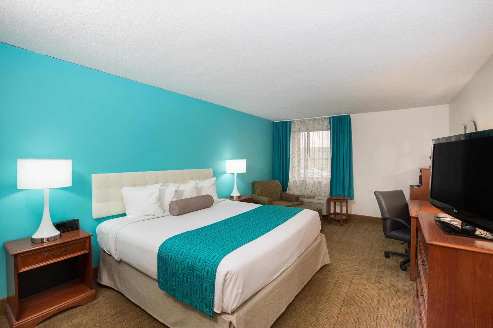 Howard Johnson by Wyndham Evansville East gallery photo in Evansville, IN — image 30