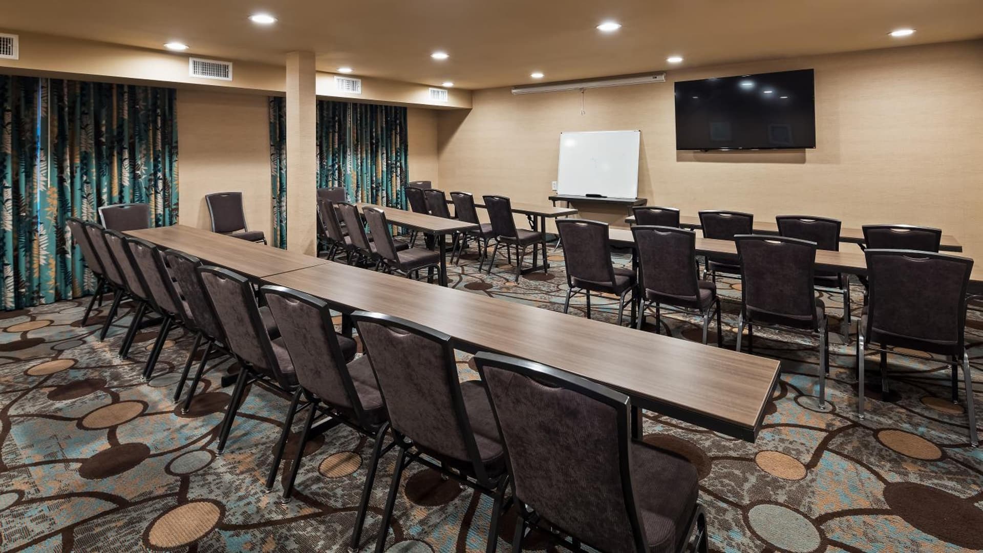 Best Western Plus Oceanside Palms gallery photo in Oceanside, CA — image 43
