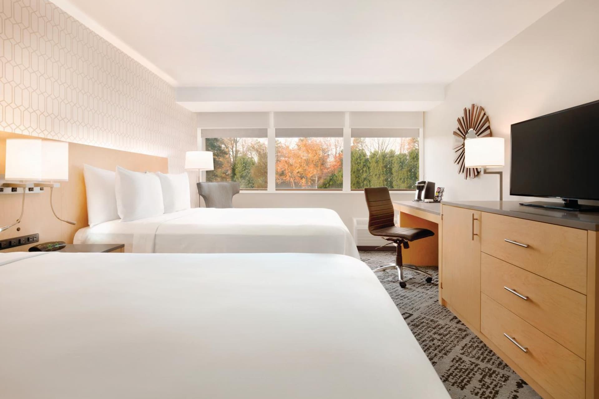 Radisson Hotel Charlotte Airport interior in Charlotte, NC — gallery photo 2