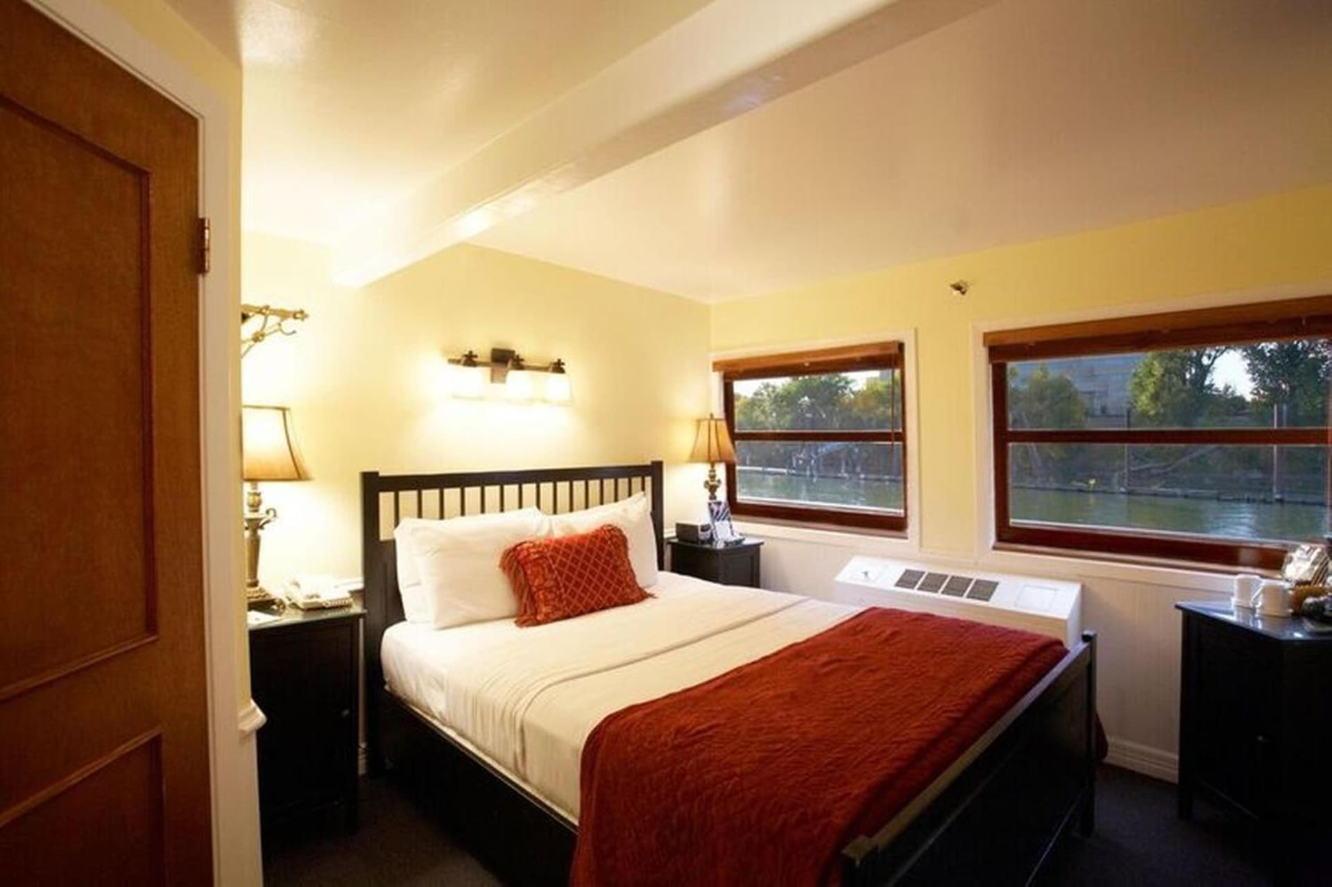 Delta King Hotel gallery photo in Sacramento, CA — image 23