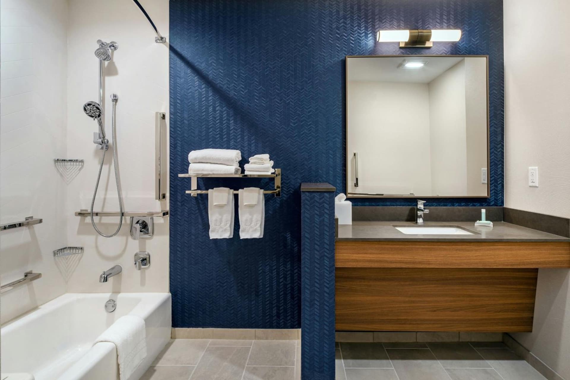 Fairfield Inn & Suites Hanford gallery photo in Hanford, CA — image 25