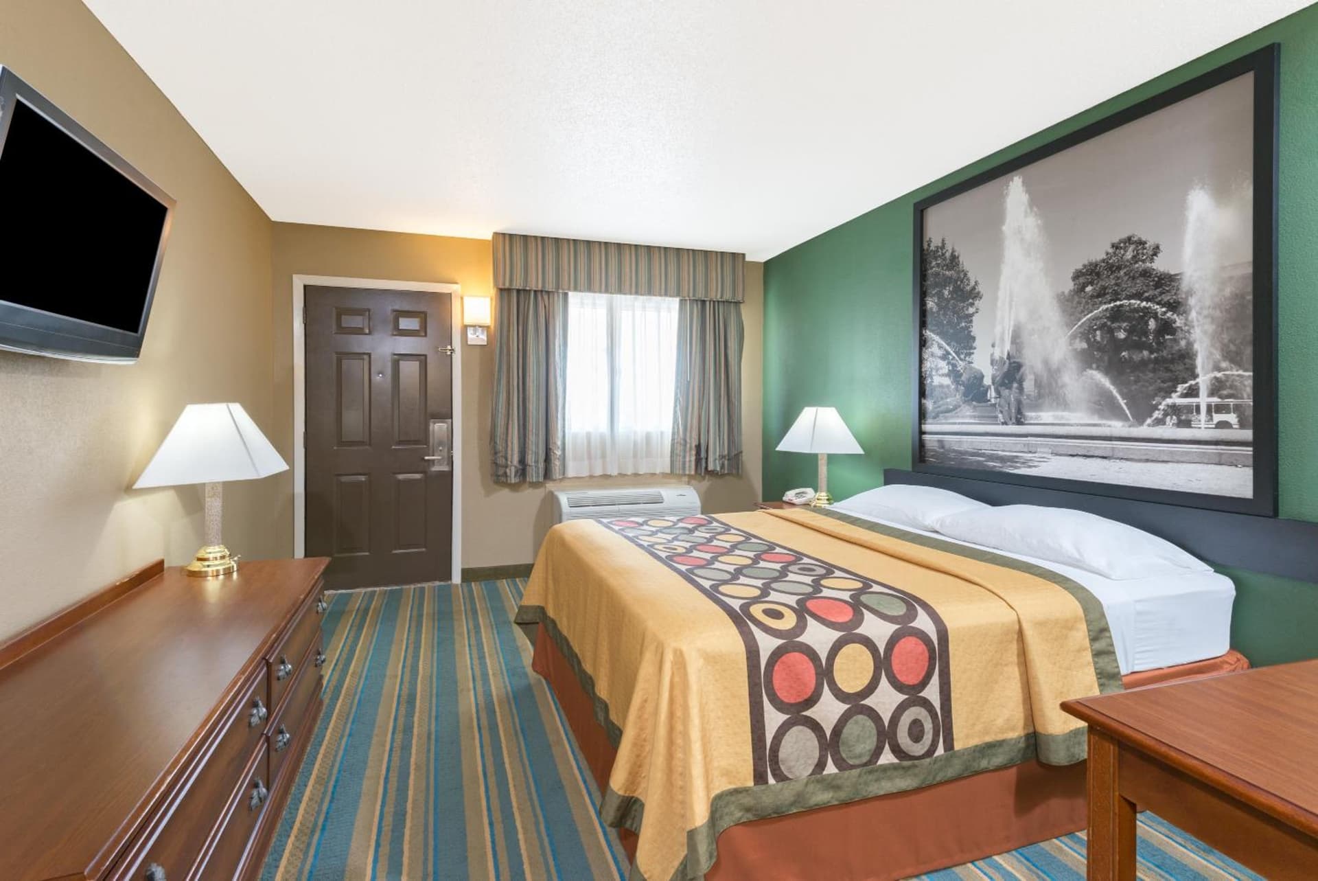 Super 8 by Wyndham Greencastle gallery photo in Greencastle, PA — image 11