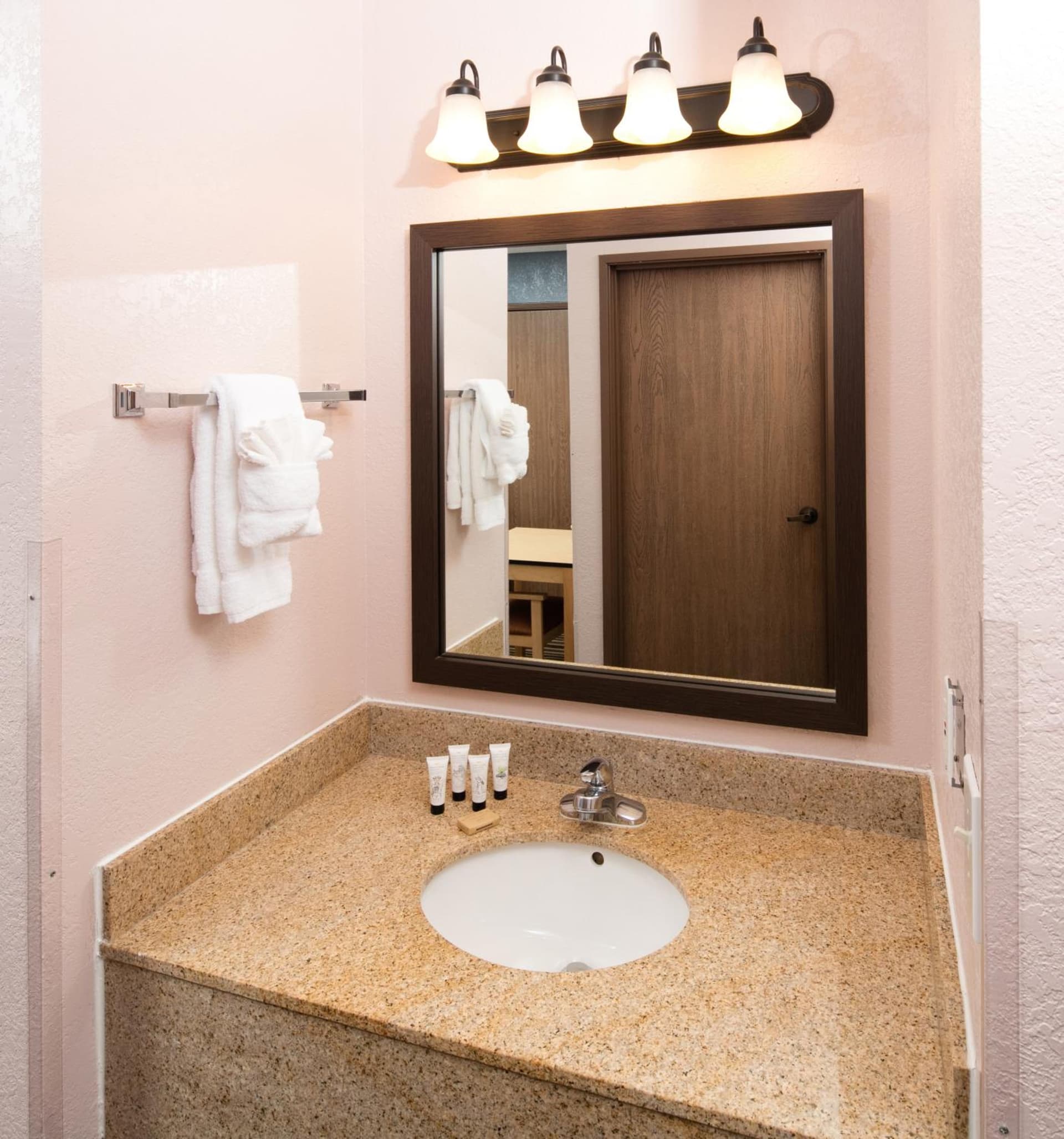 SYLO Hotel Denver Airport, a Ramada by Wyndham gallery photo in Aurora, CO — image 33