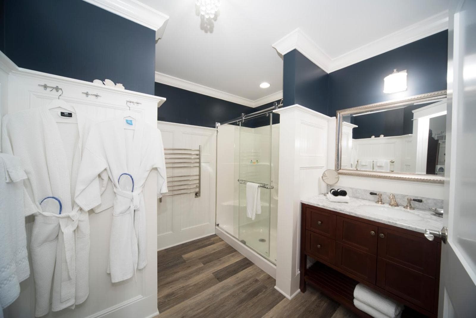 Anchor Inn Boutique Hotel gallery photo in Put-in-Bay, OH — image 12
