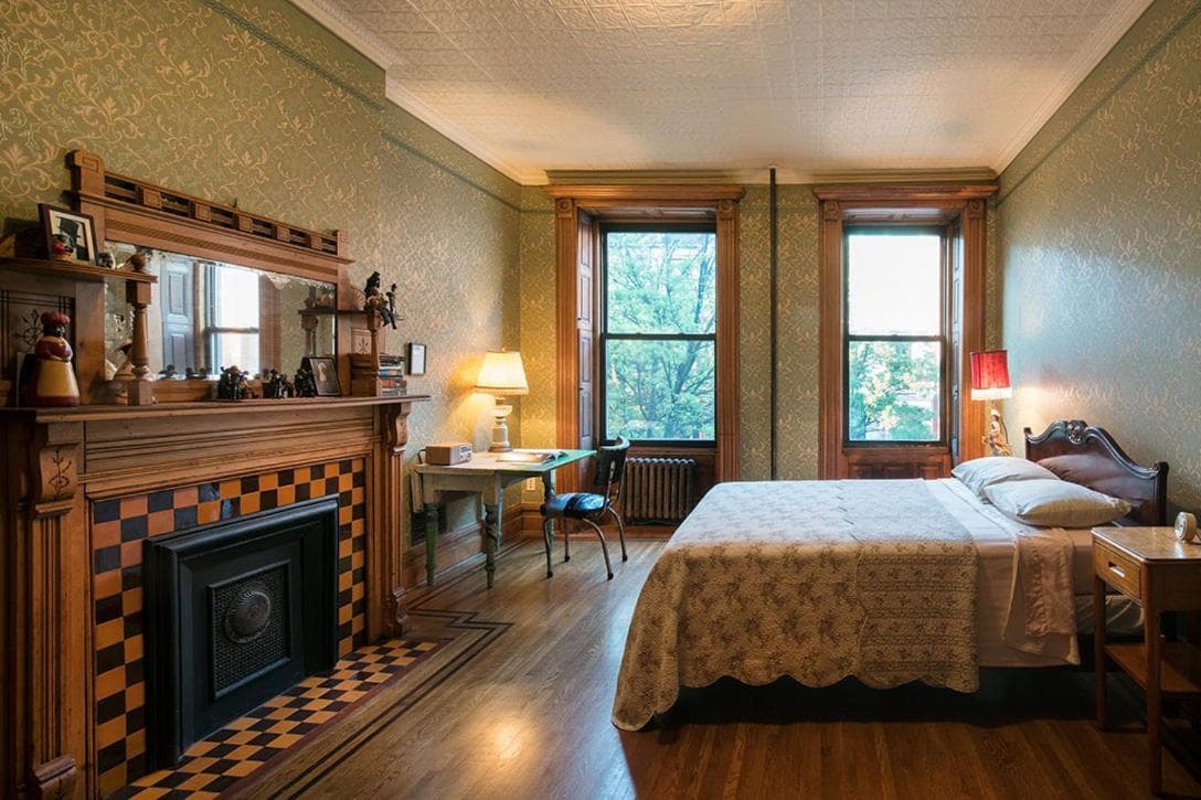 The Harlem Flophouse interior in New York, NY — gallery photo 2