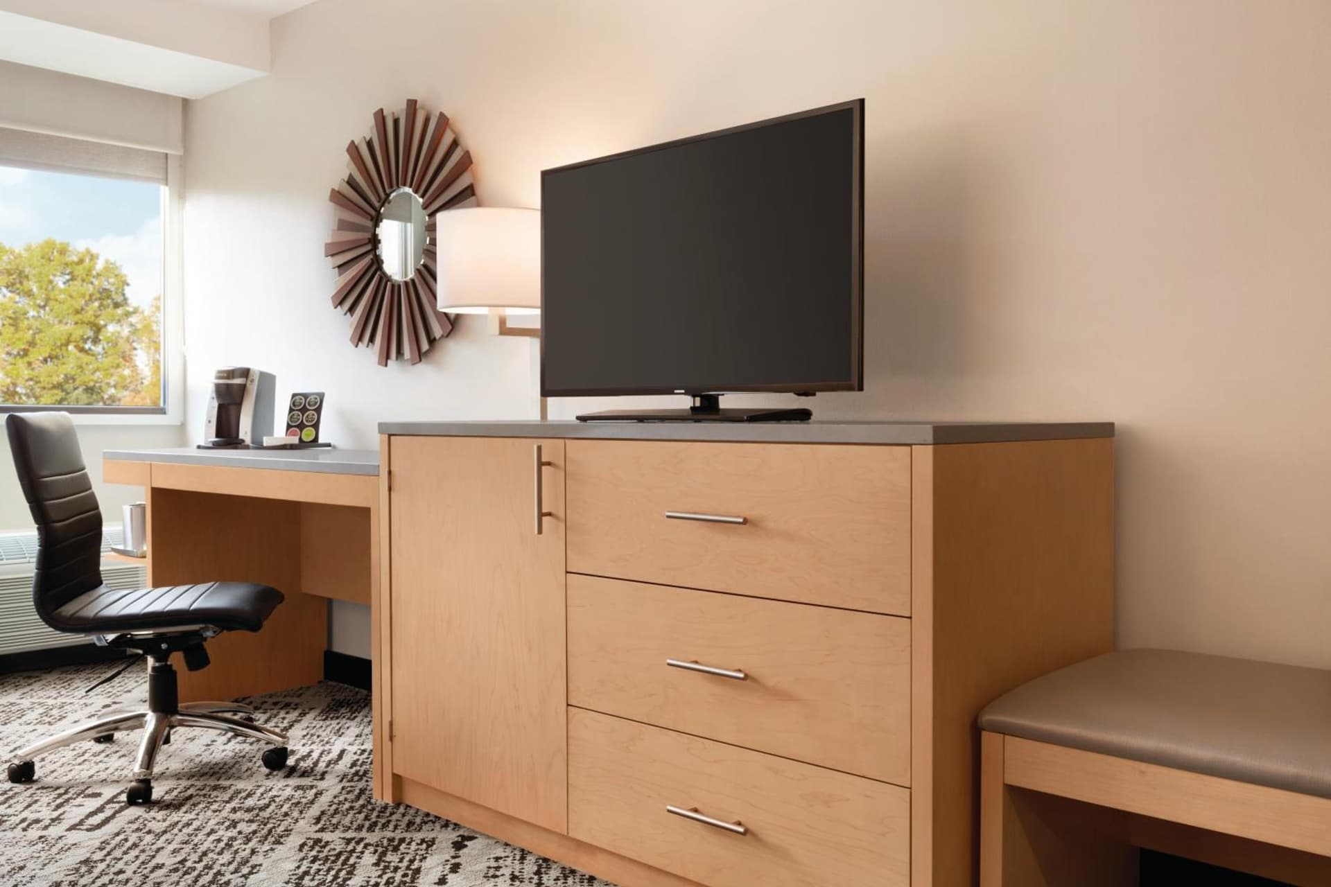 Radisson Hotel Charlotte Airport gallery photo in Charlotte, NC — image 6