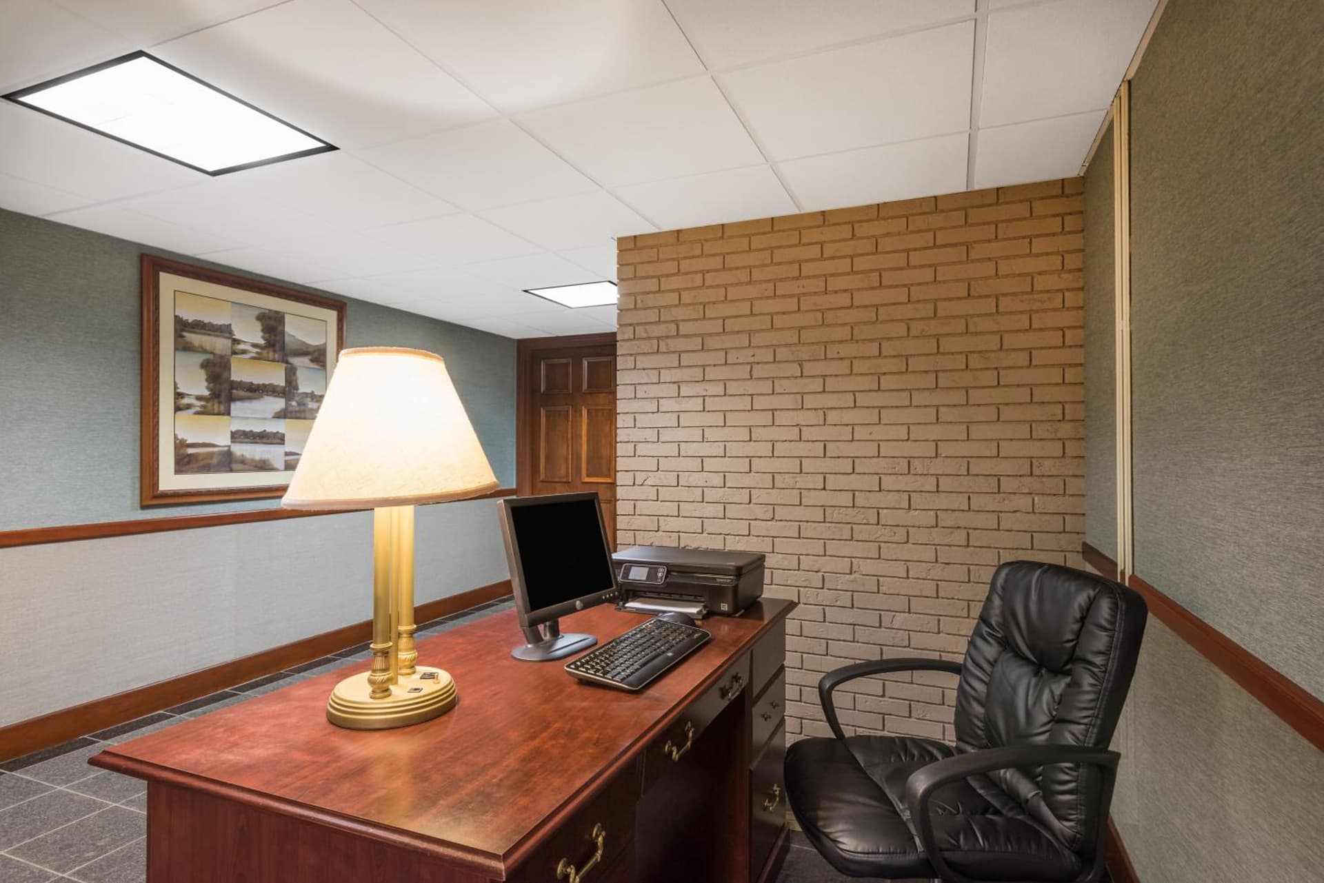Ramada Plaza by Wyndham Portland gallery photo in Portland, ME — image 11