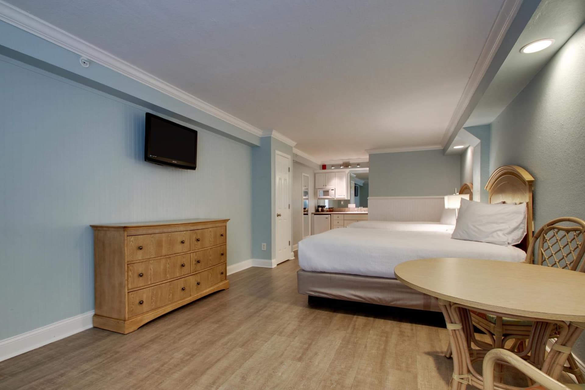 Islander Hotel & Resort gallery photo in Emerald Isle, NC — image 32
