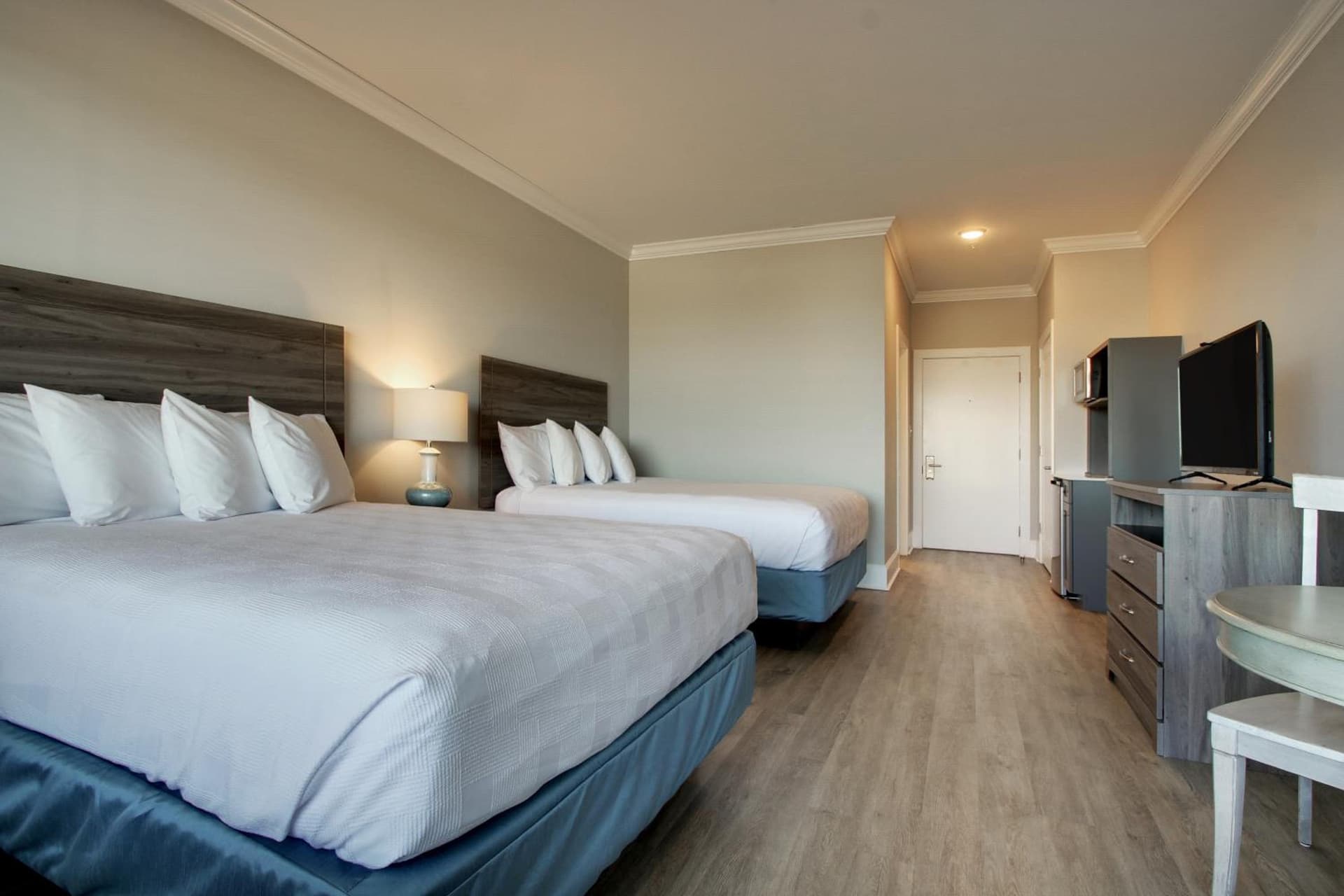Islander Hotel & Resort gallery photo in Emerald Isle, NC — image 43
