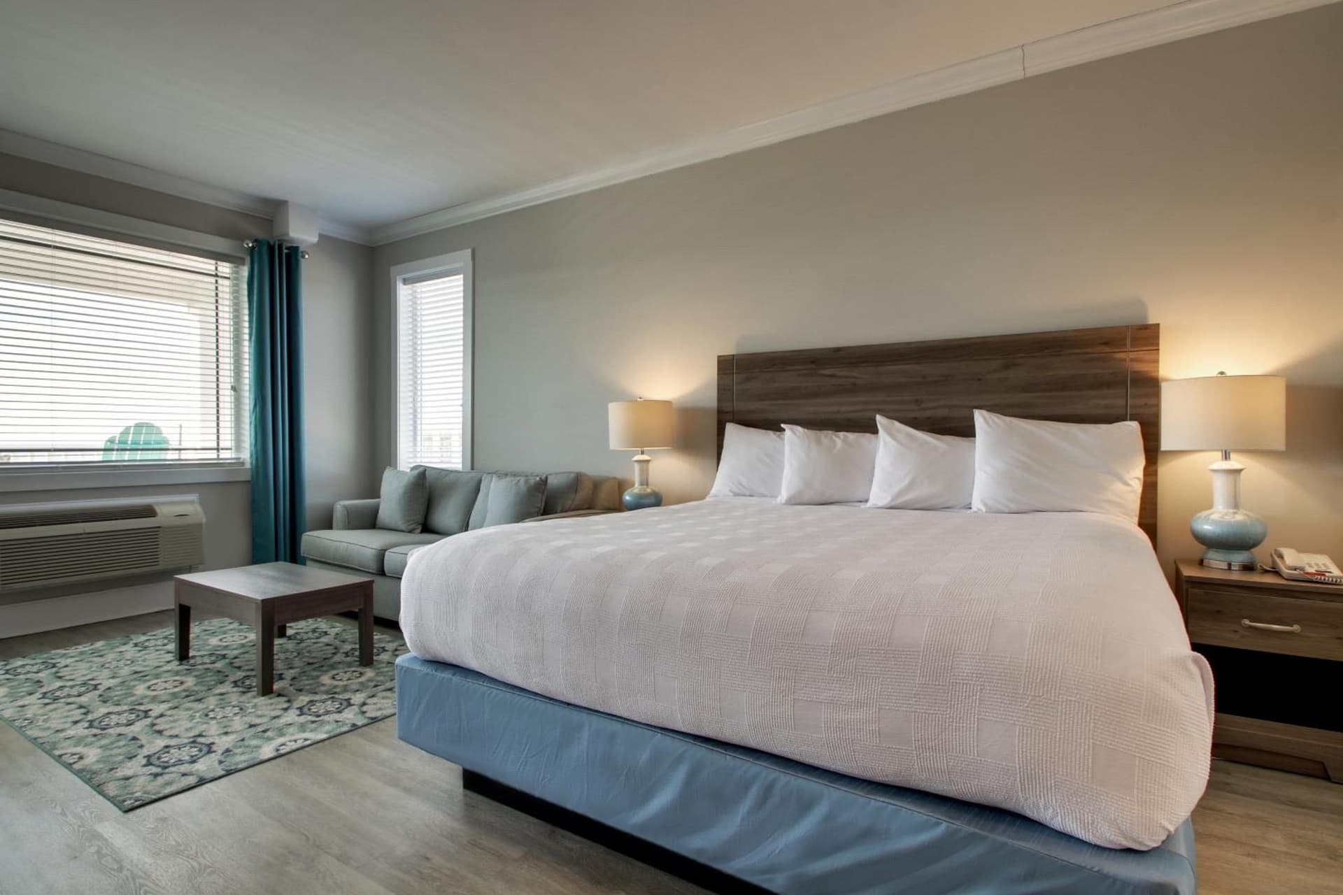 Islander Hotel & Resort gallery photo in Emerald Isle, NC — image 10