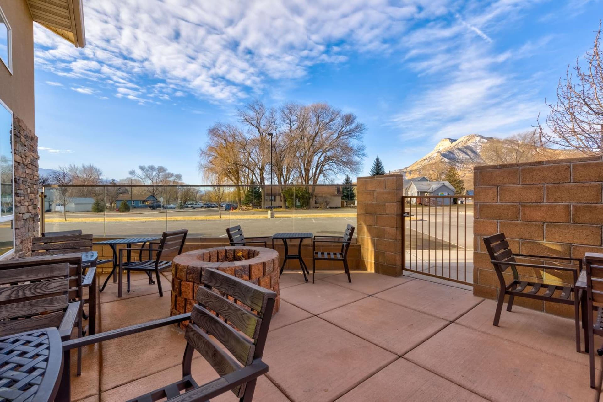 Grand Vista Hotel Parachute property views in Parachute, CO — gallery photo 3