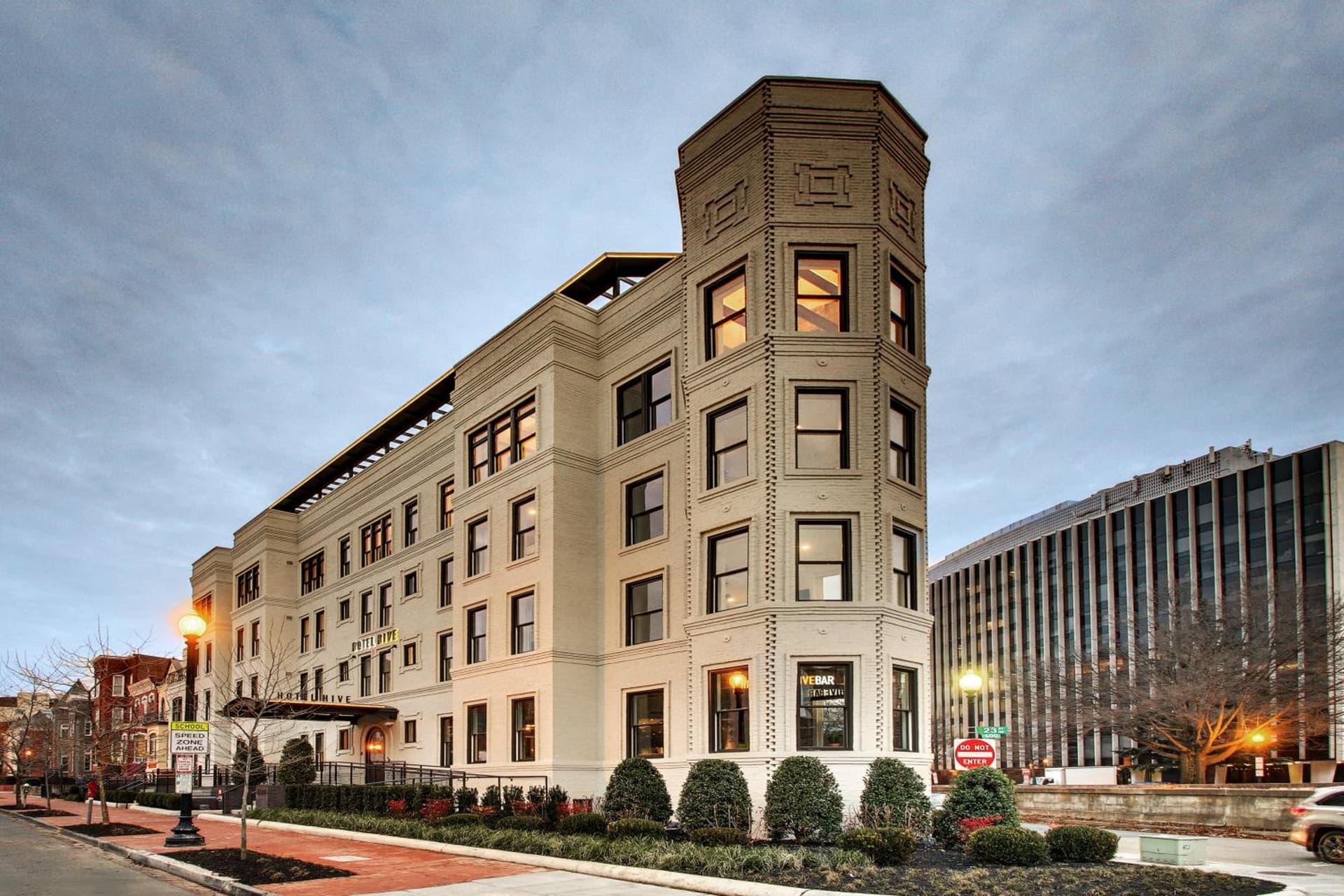 Hotel Hive property views in Washington, DC — gallery photo 3