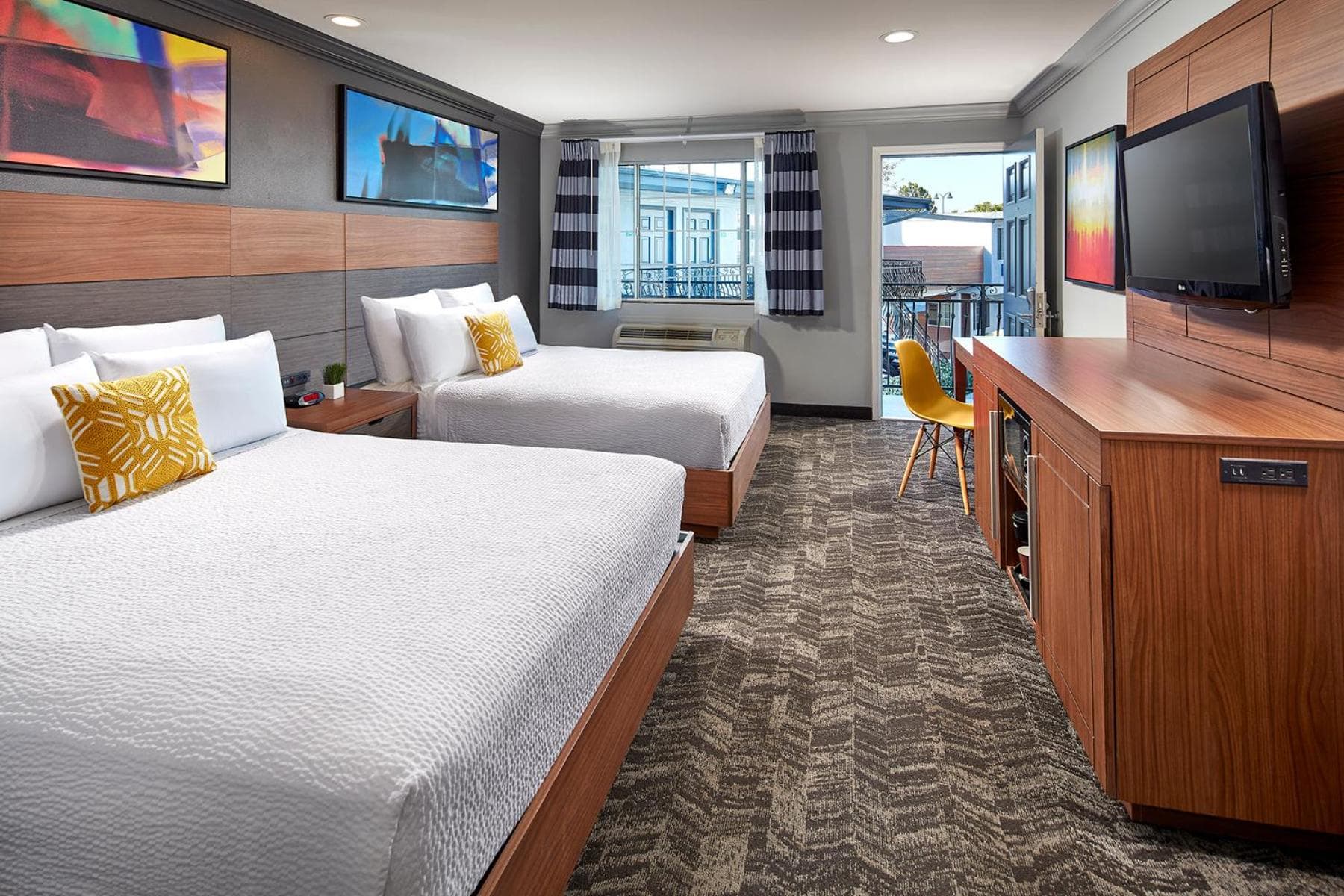 Studio Inn & Suites at Promenade Downey gallery photo in Downey, CA — image 6