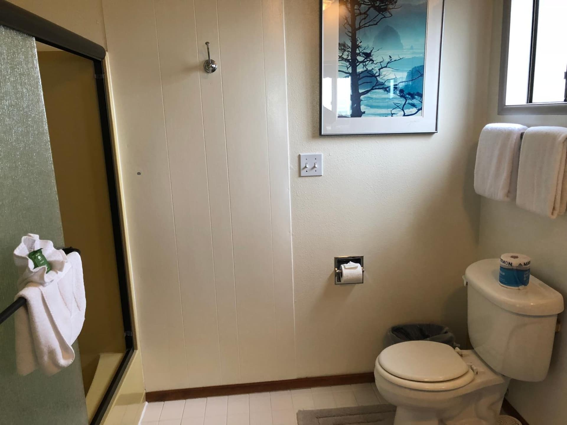 Webb's Scenic Surf property views in Cannon Beach, OR — gallery photo 3