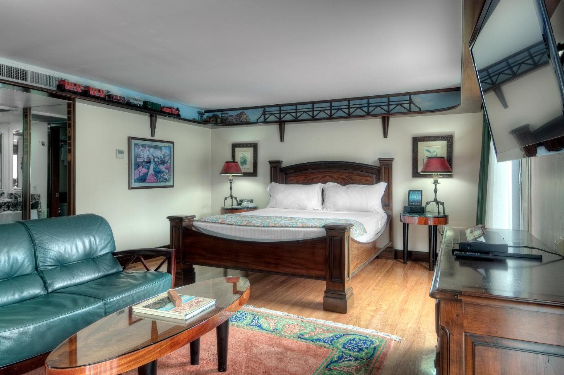 Dinah's Garden Hotel gallery photo in Palo Alto, CA — image 16